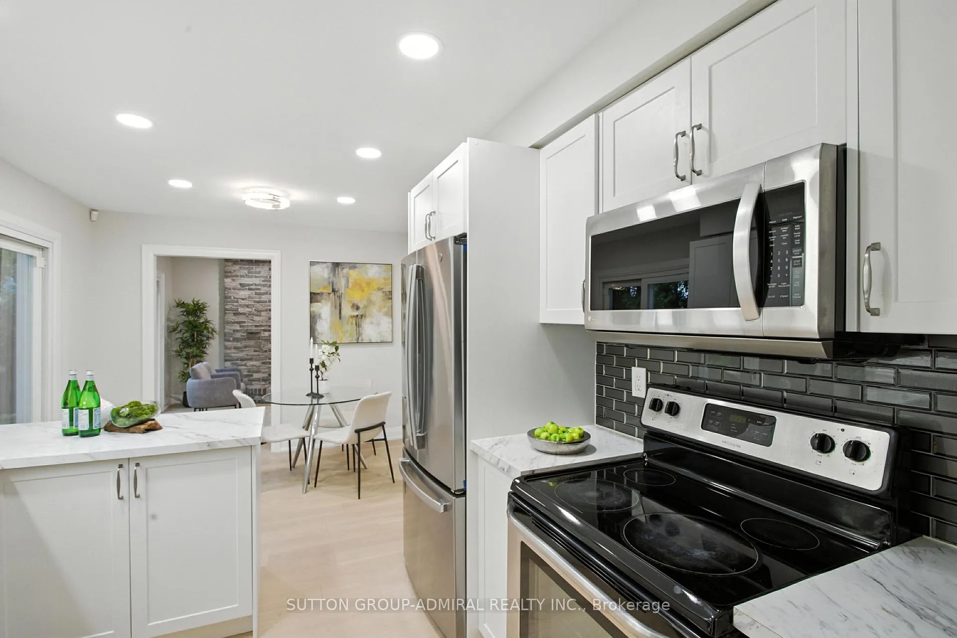 Photo 13 of 14 Willowbrook Road, Markham, Aileen-Willowbrook — HOMEH