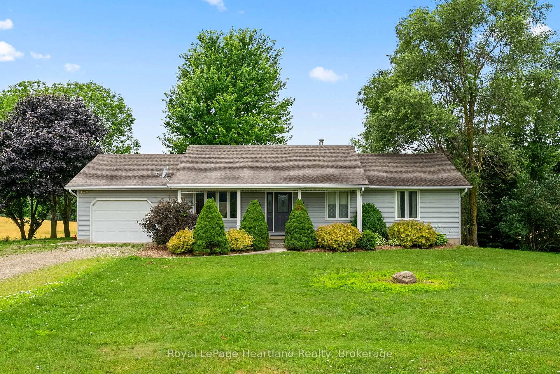 Photo 7 of 9462 Ayton Road, Minto — HOMEH