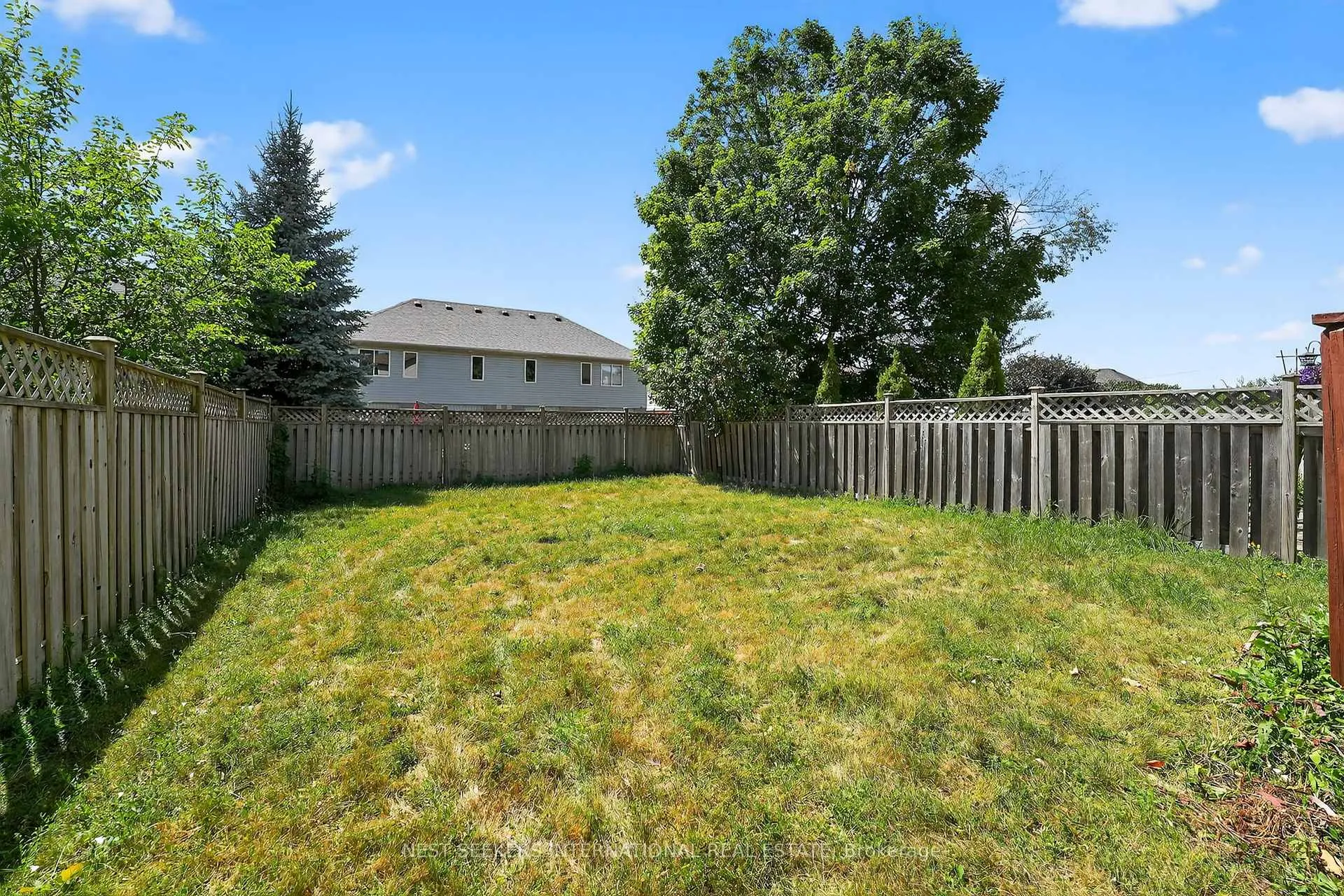 Photo 47 of 219 Nathan Crescent, Barrie, Painswick South — HOMEH