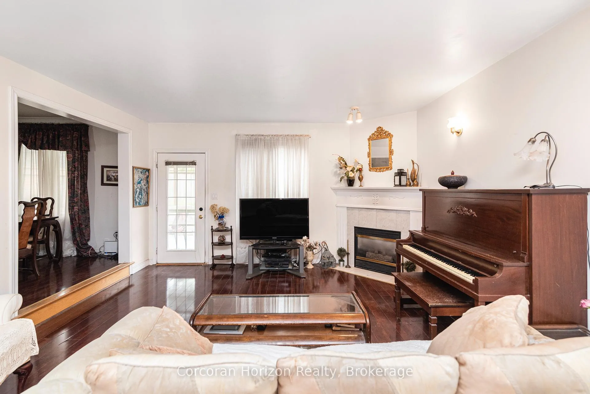Photo 7 of 308 Acadia Drive, Hamilton, Rushdale — HOMEH