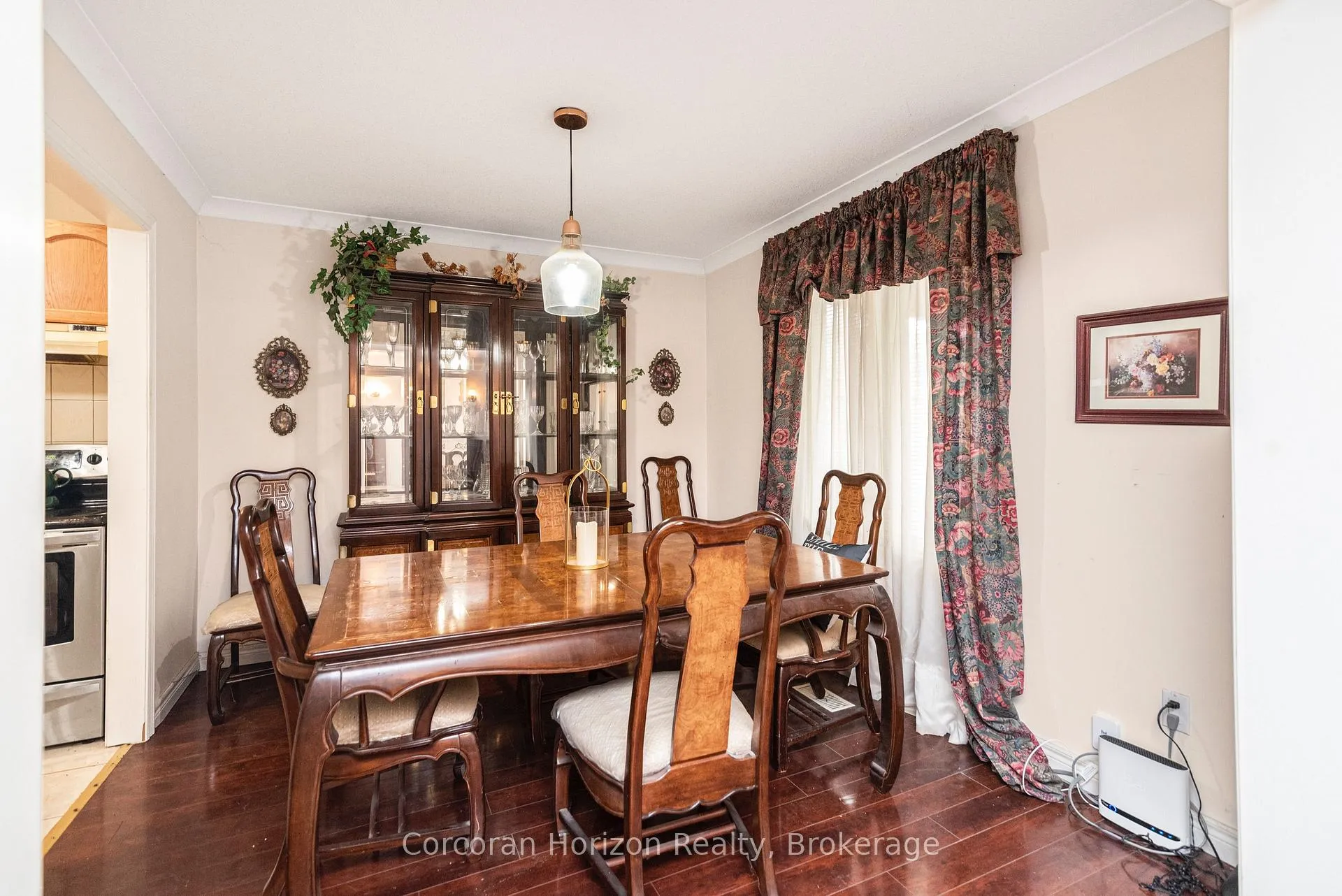 Photo 14 of 308 Acadia Drive, Hamilton, Rushdale — HOMEH