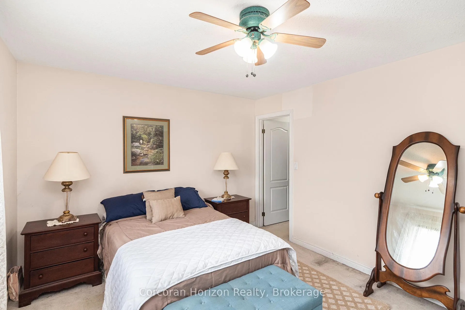 Photo 17 of 308 Acadia Drive, Hamilton, Rushdale — HOMEH