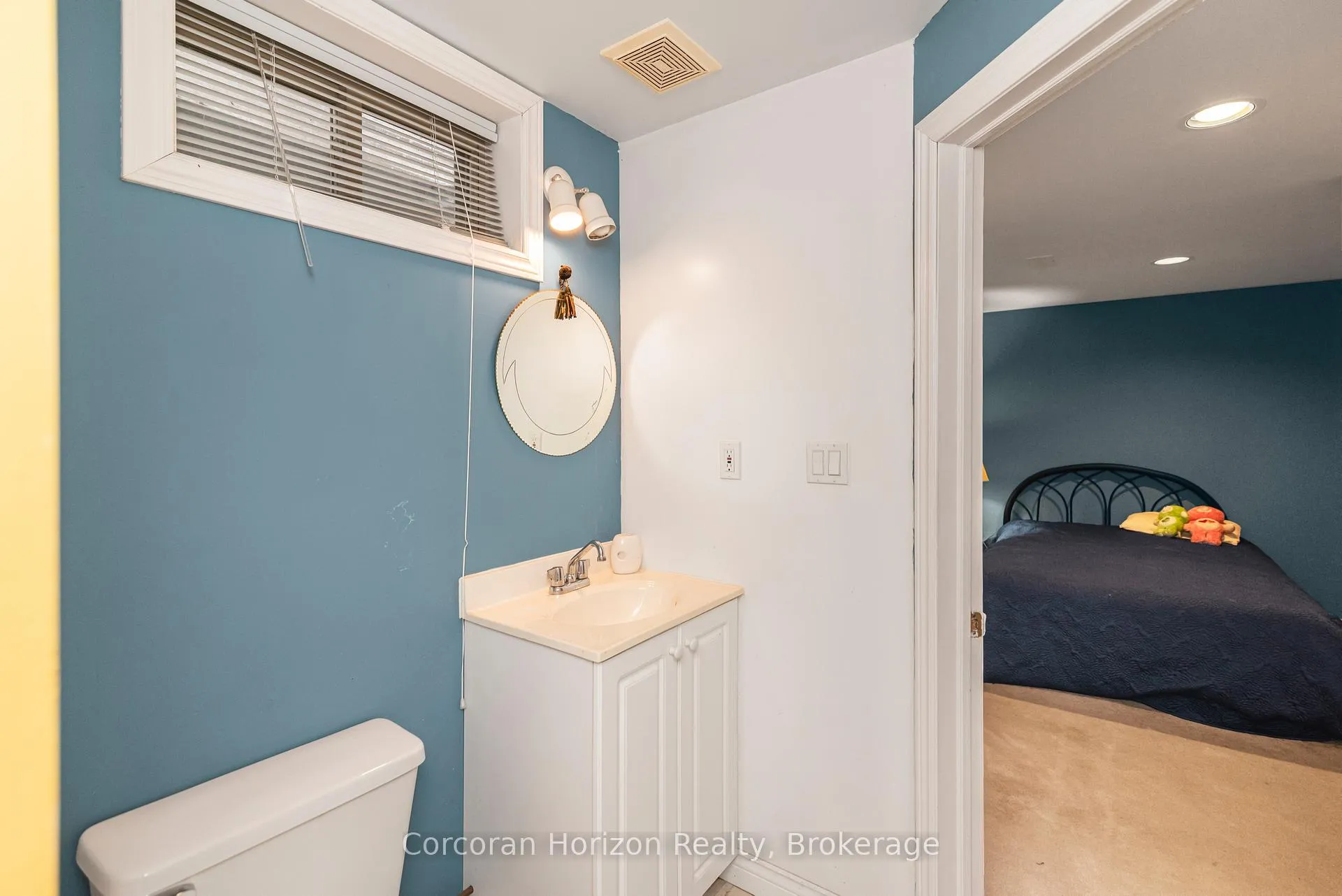 Photo 32 of 308 Acadia Drive, Hamilton, Rushdale — HOMEH