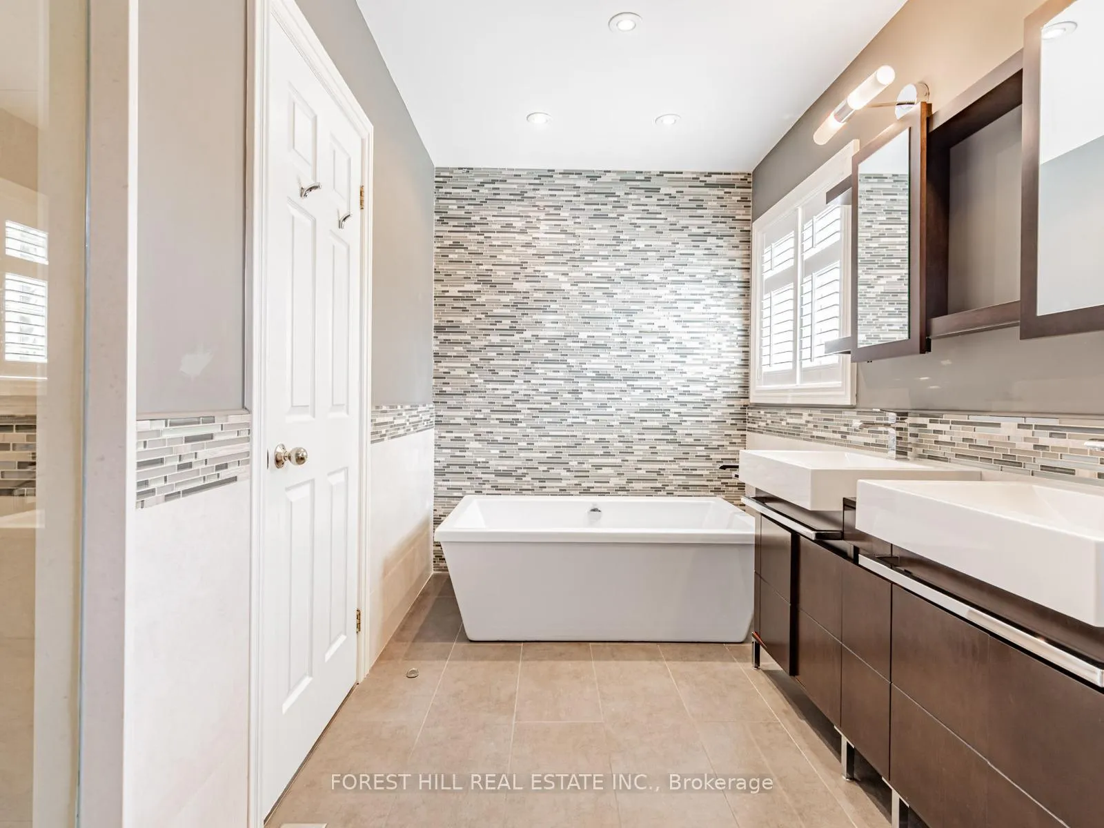 Photo 23 of 492 Melrose Avenue, Toronto, Bedford Park-Nortown — HOMEH