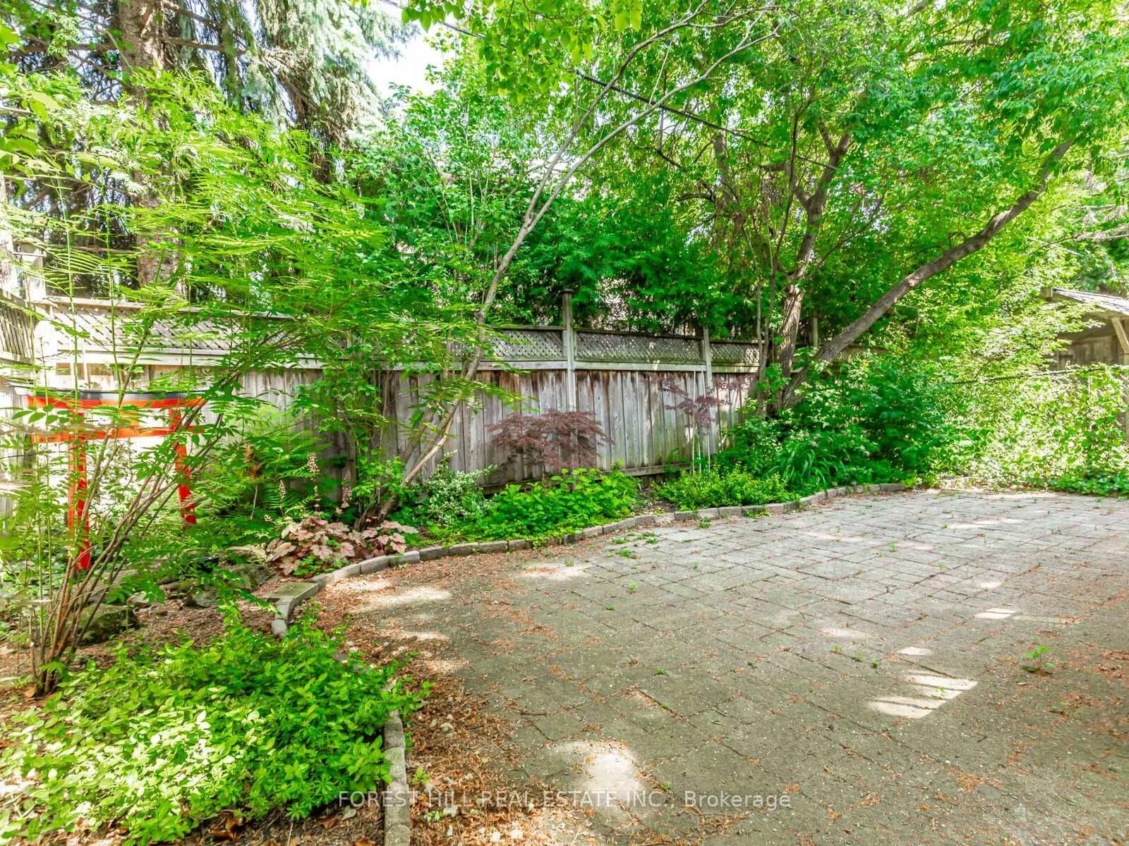 Photo 33 of 492 Melrose Avenue, Toronto, Bedford Park-Nortown — HOMEH