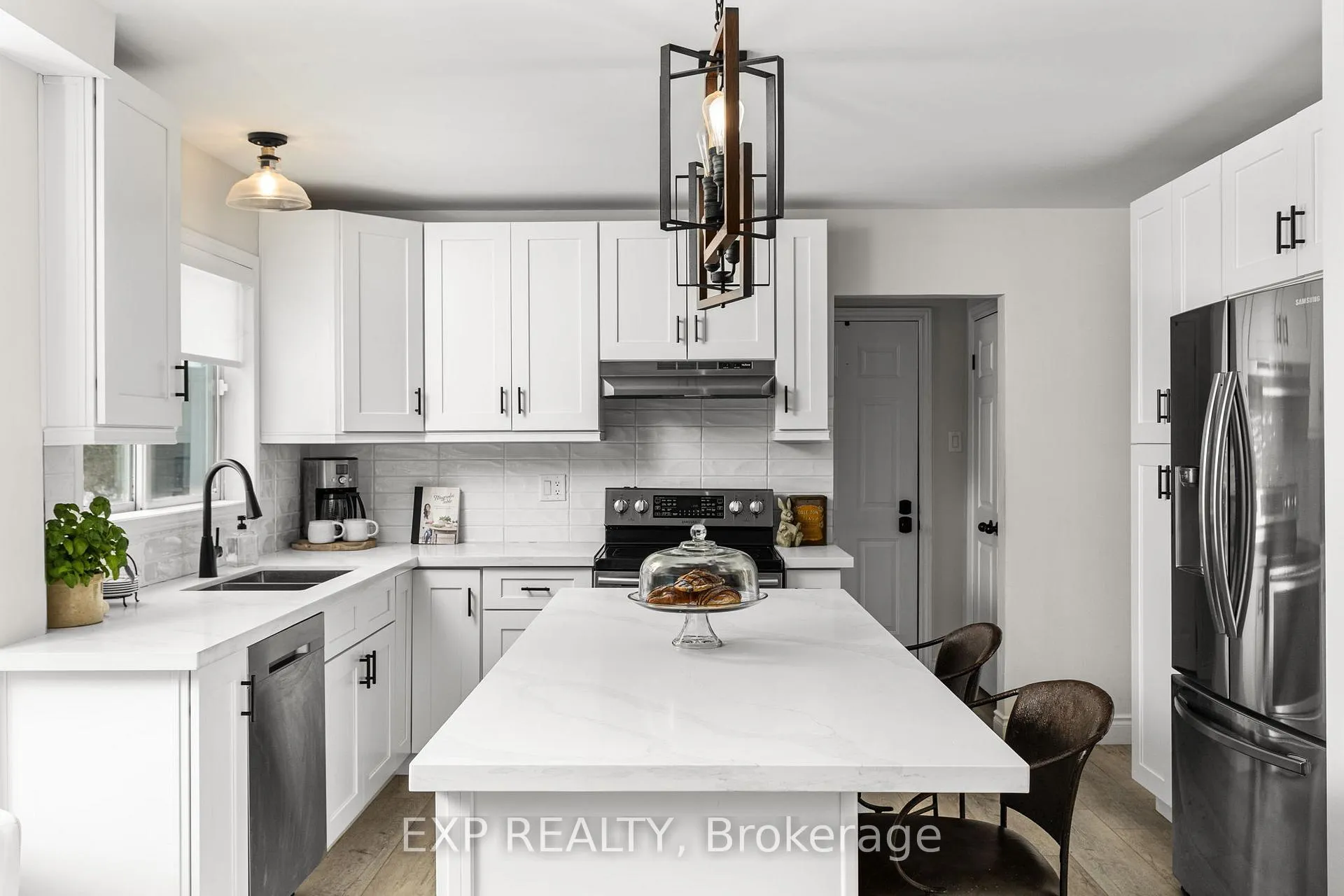 Photo 7 of 16245 7th Concession Road, King, Pottageville — HOMEH