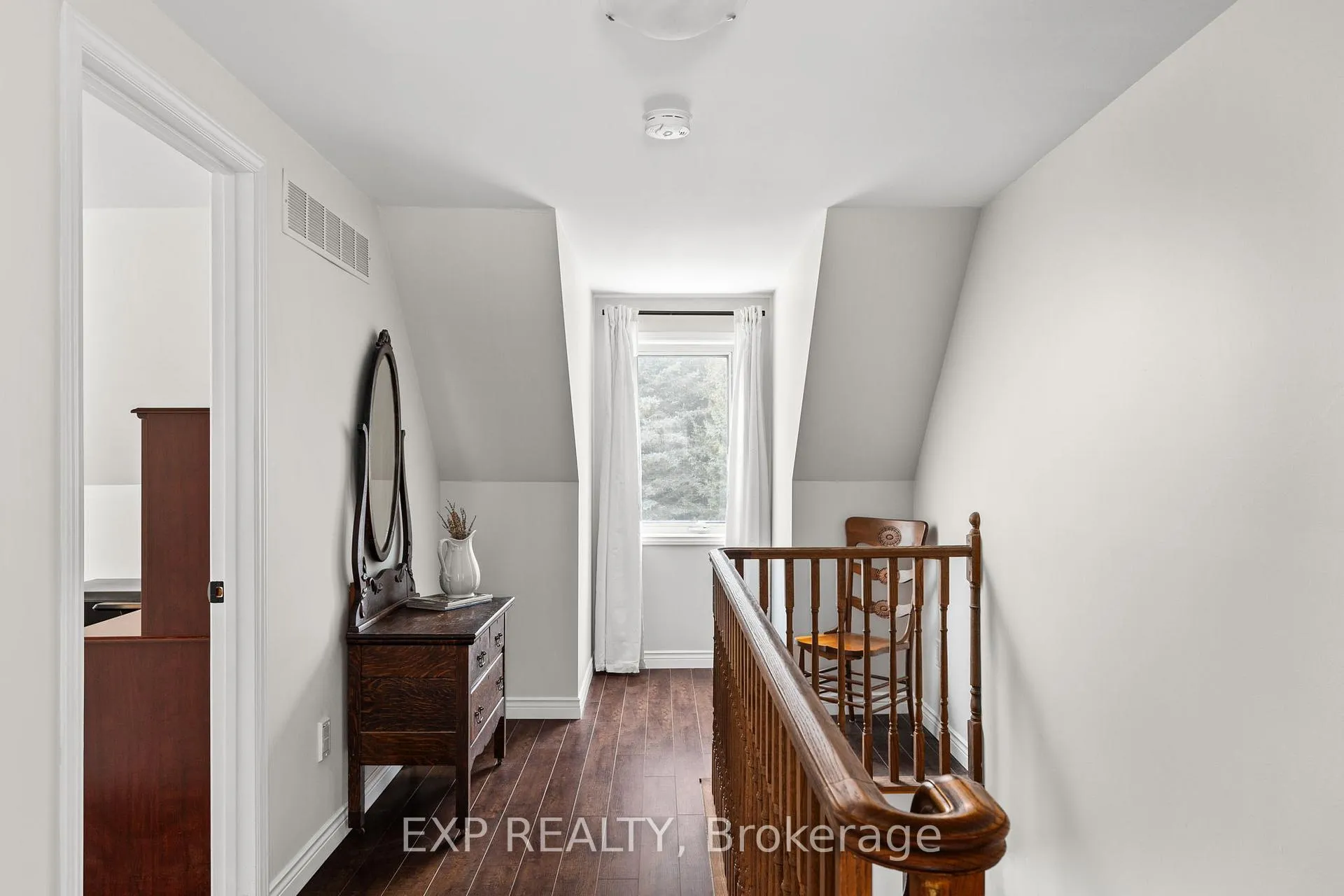 Photo 18 of 16245 7th Concession Road, King, Pottageville — HOMEH