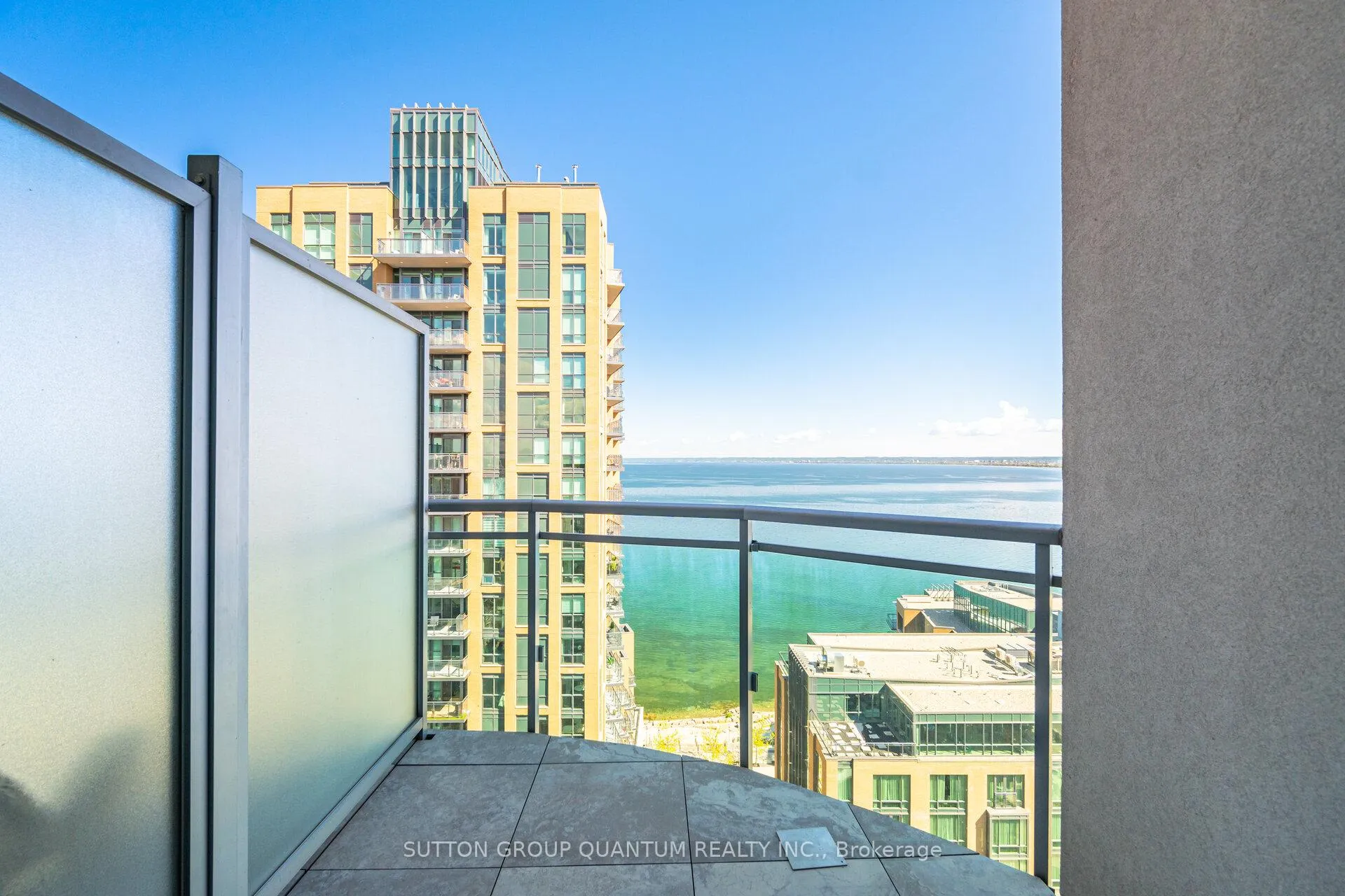 Photo 24 of Unit PH2, 360 Pearl Street, Burlington, Brant — HOMEH