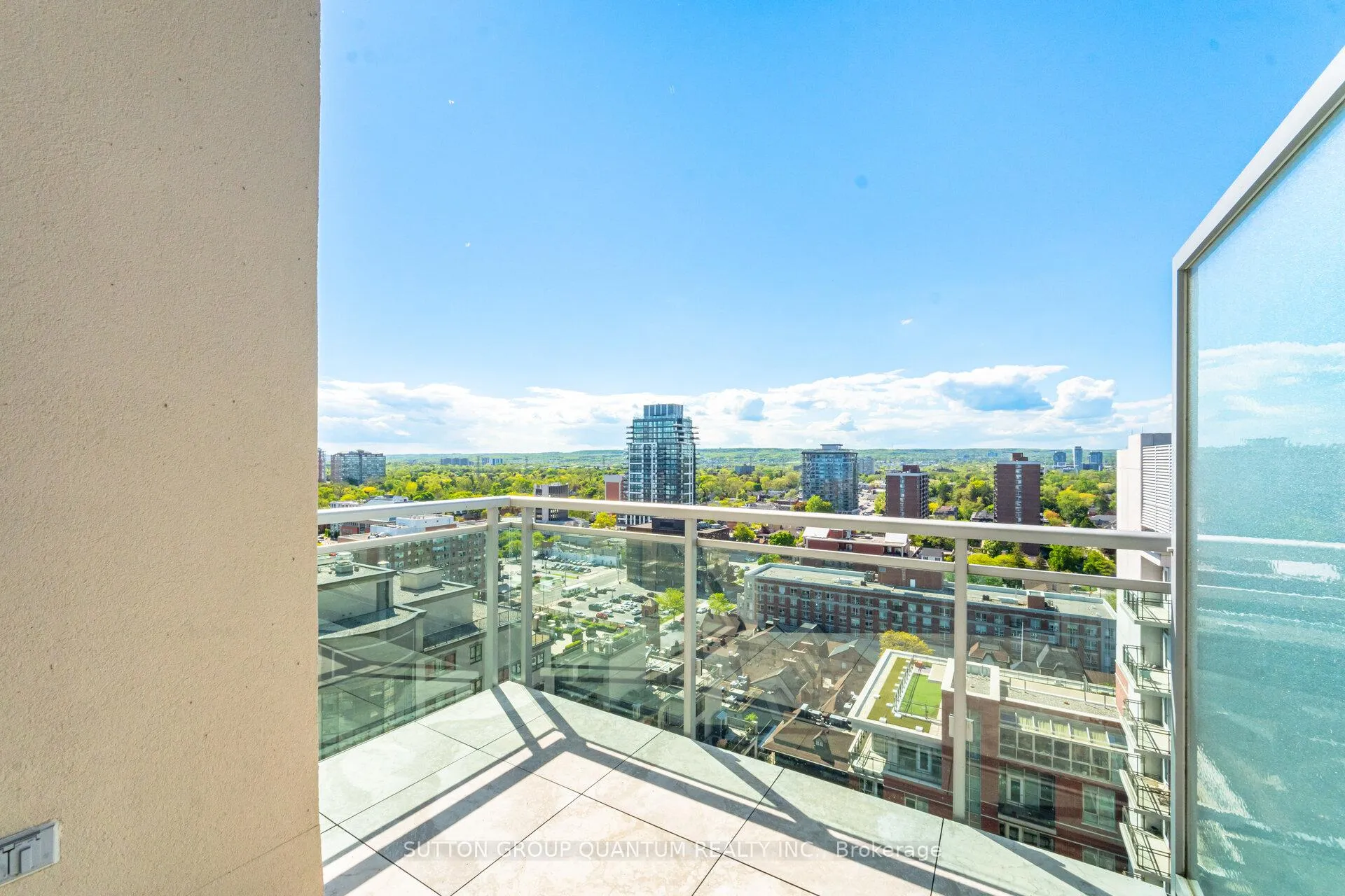 Photo 30 of Unit PH2, 360 Pearl Street, Burlington, Brant — HOMEH