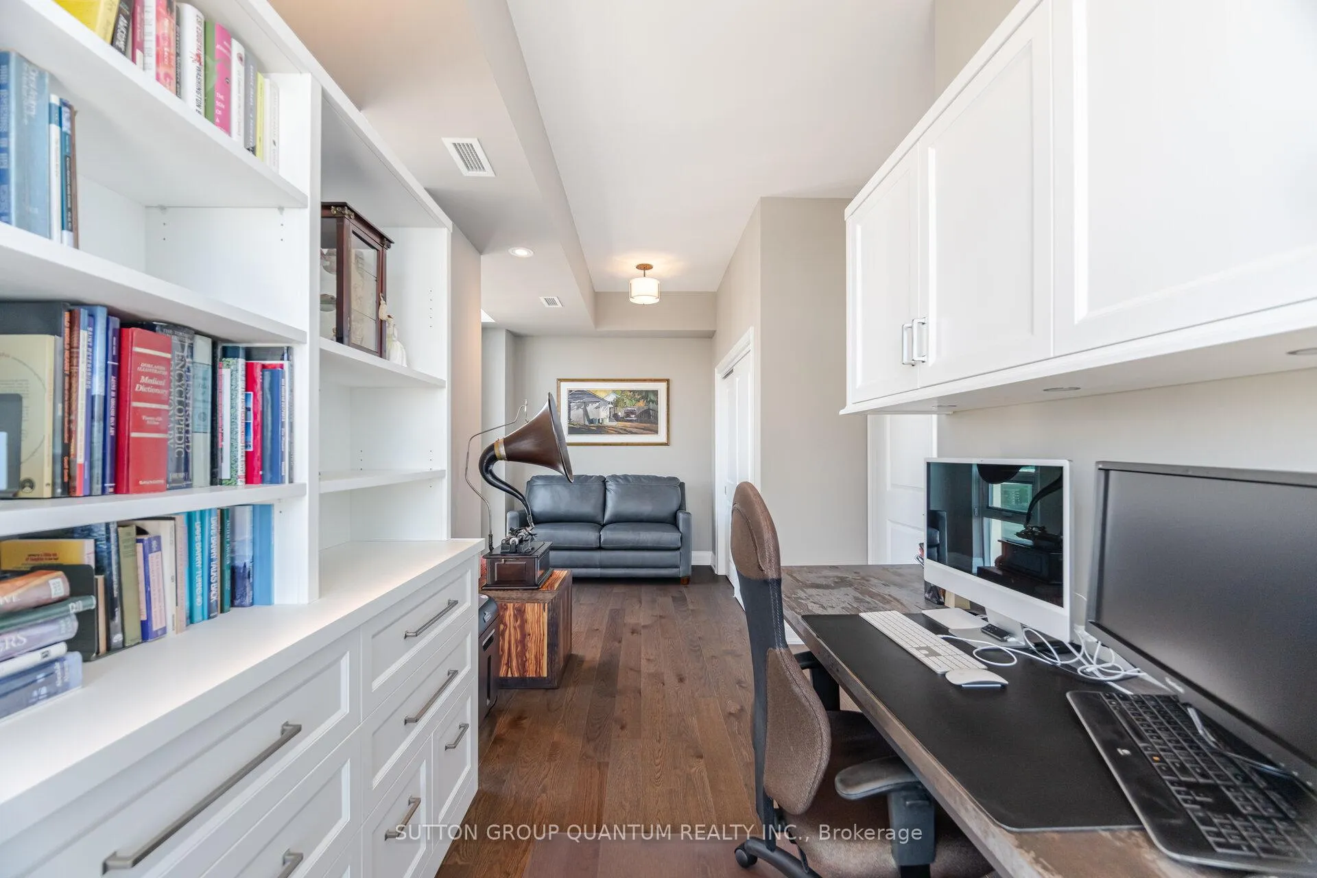 Photo 32 of Unit PH2, 360 Pearl Street, Burlington, Brant — HOMEH