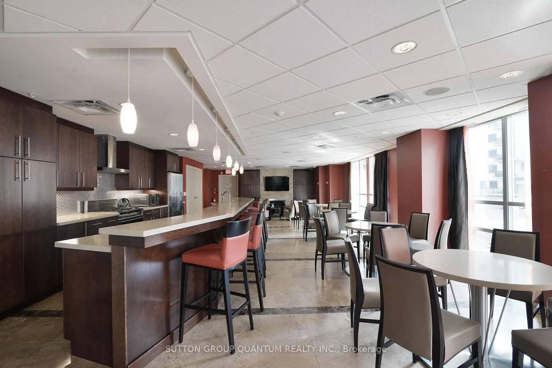 Photo 40 of Unit PH2, 360 Pearl Street, Burlington, Brant — HOMEH