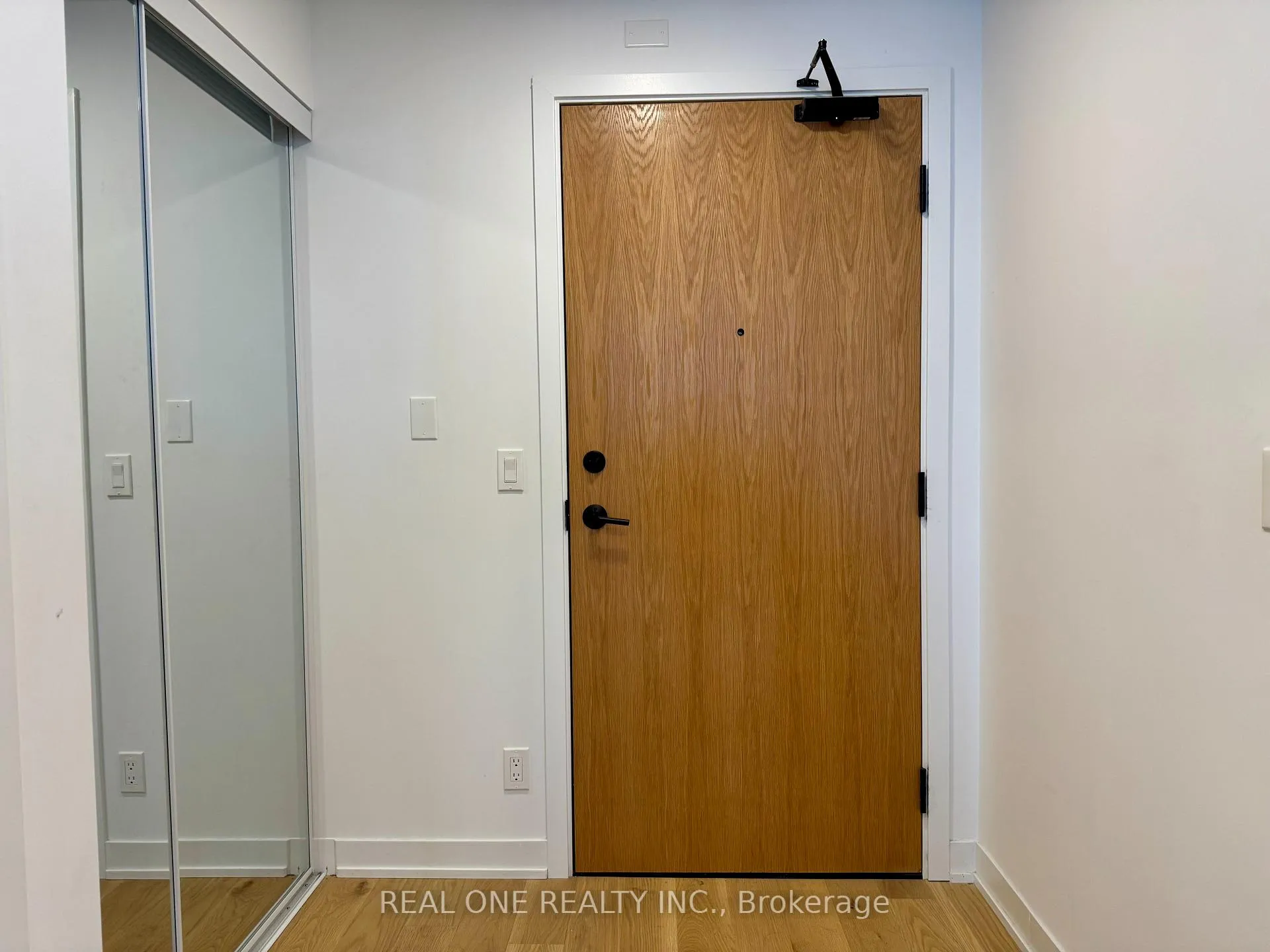Photo 8 of Unit 1326, 7950 Bathurst Street, Vaughan, Beverley Glen — HOMEH