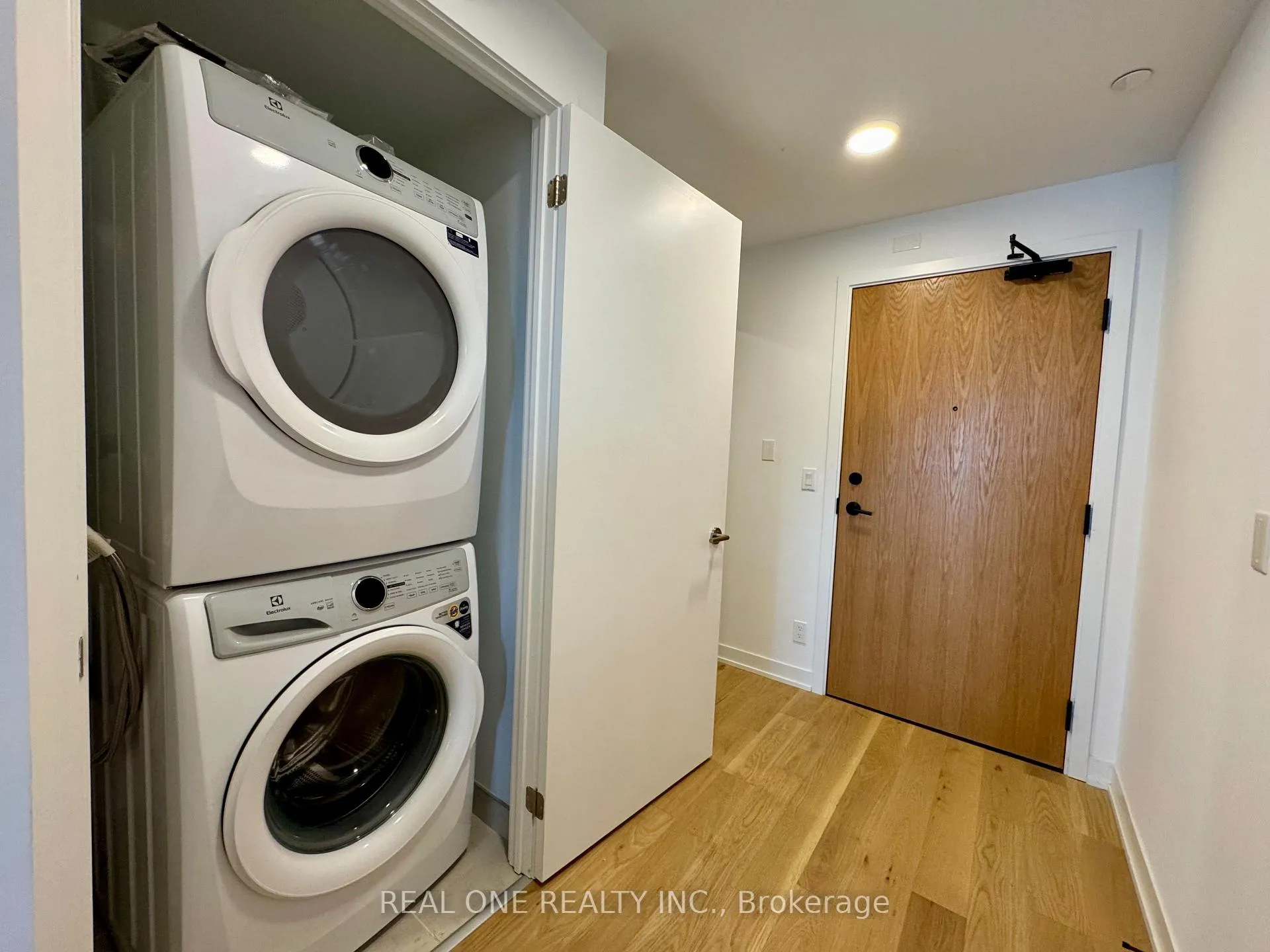 Photo 9 of Unit 1326, 7950 Bathurst Street, Vaughan, Beverley Glen — HOMEH