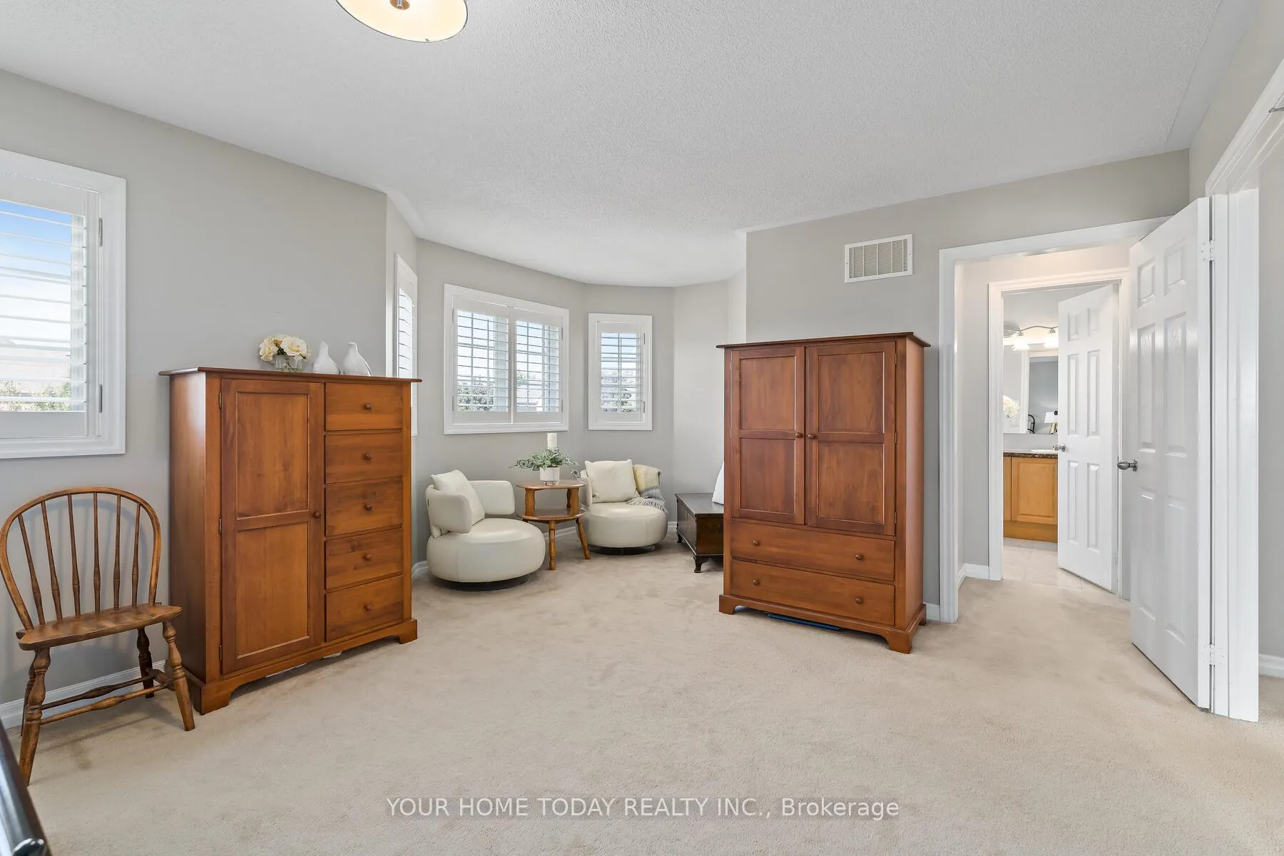 Photo 16 of 32 Orchid Avenue, Halton Hills, Georgetown — HOMEH