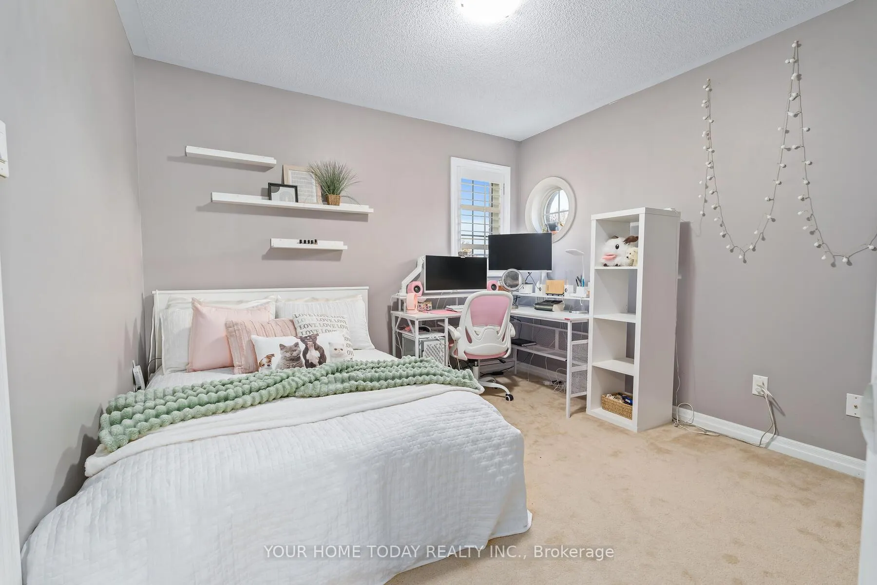 Photo 25 of 32 Orchid Avenue, Halton Hills, Georgetown — HOMEH