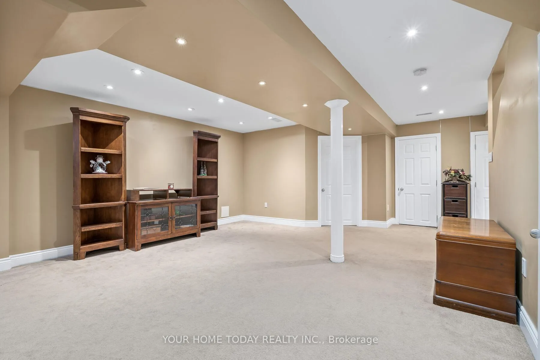 Photo 29 of 32 Orchid Avenue, Halton Hills, Georgetown — HOMEH