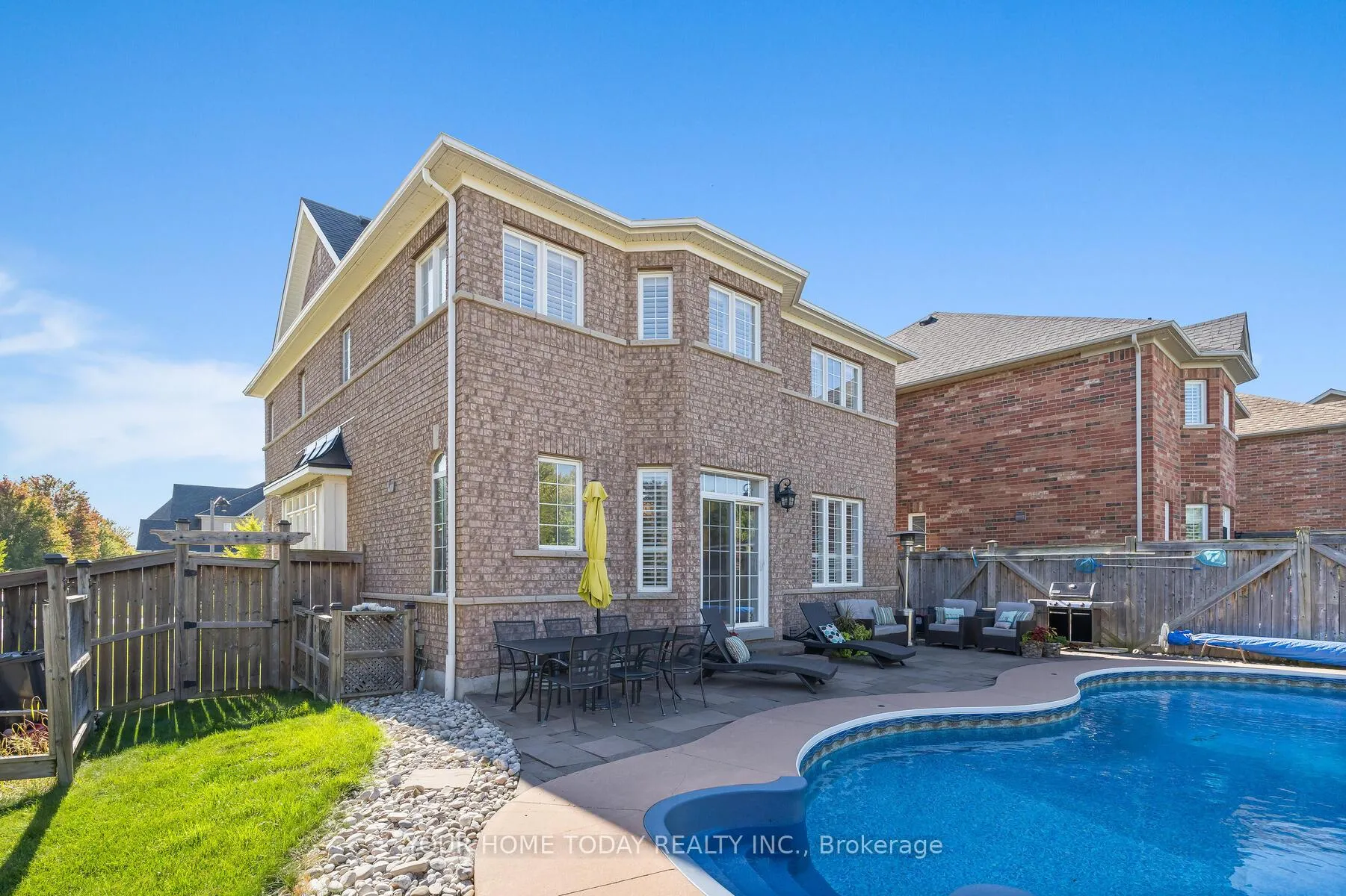 Photo 34 of 32 Orchid Avenue, Halton Hills, Georgetown — HOMEH