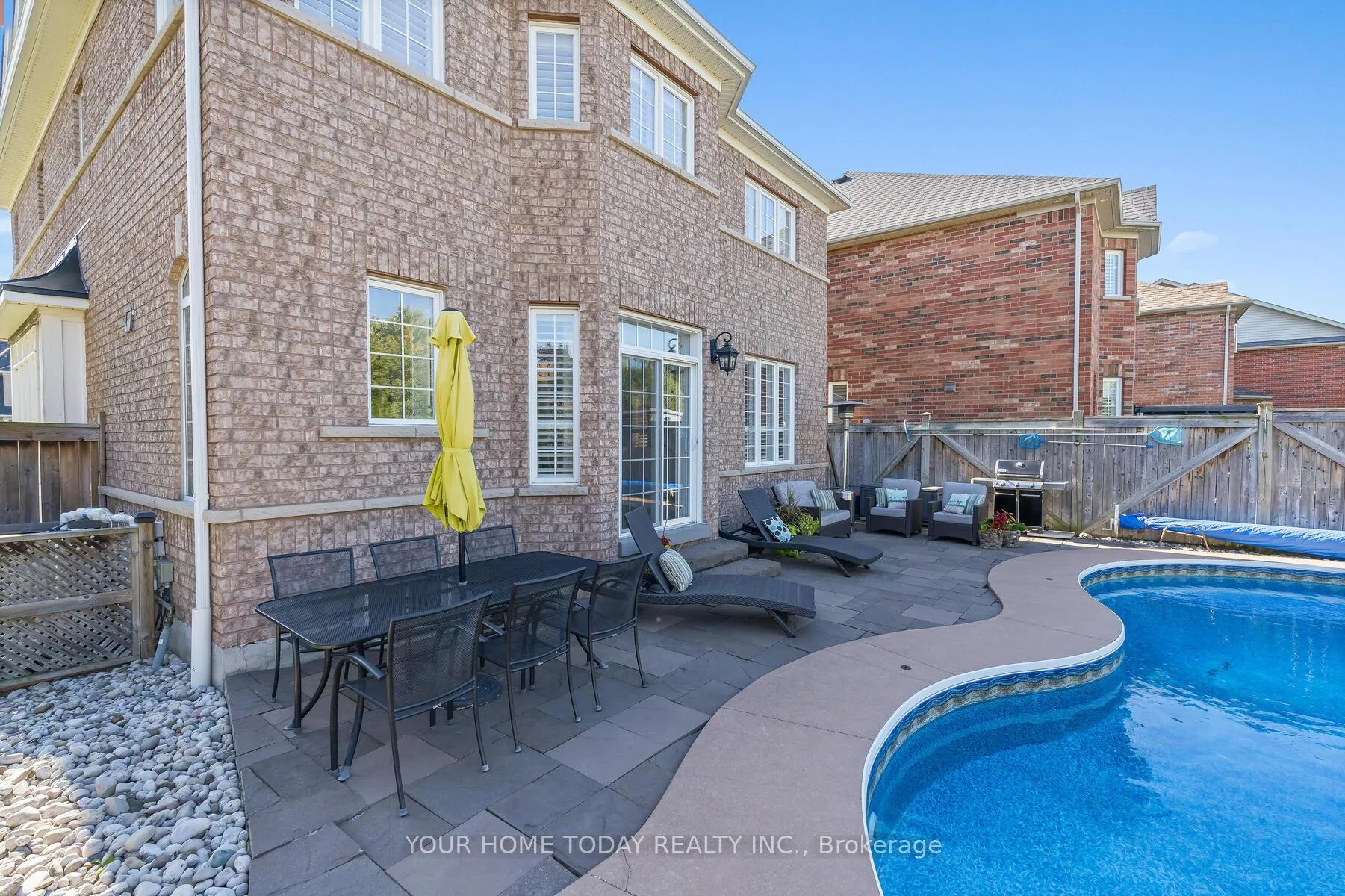 Photo 36 of 32 Orchid Avenue, Halton Hills, Georgetown — HOMEH