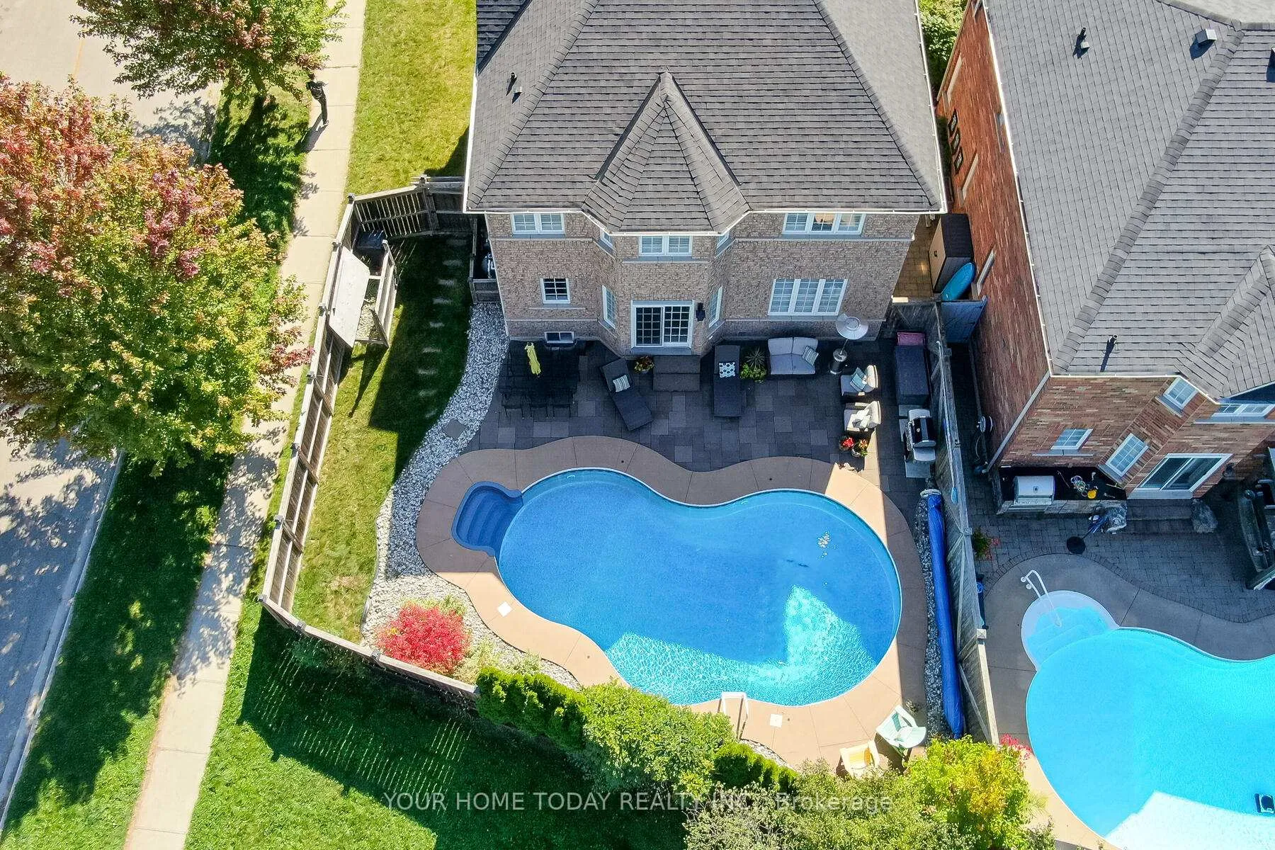 Photo 39 of 32 Orchid Avenue, Halton Hills, Georgetown — HOMEH
