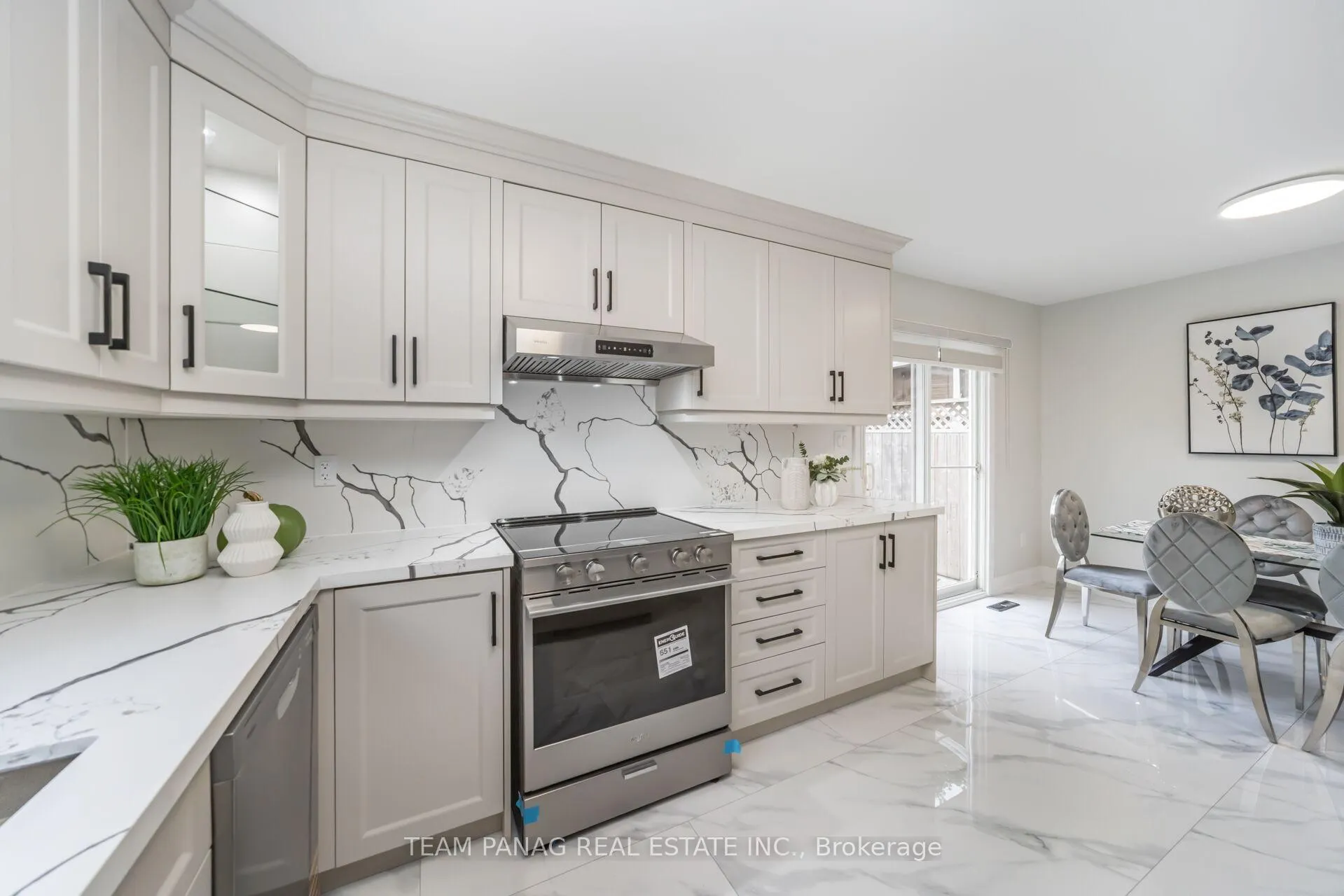 Photo 7 of 56 Bramhall Circle, Brampton, Madoc — HOMEH