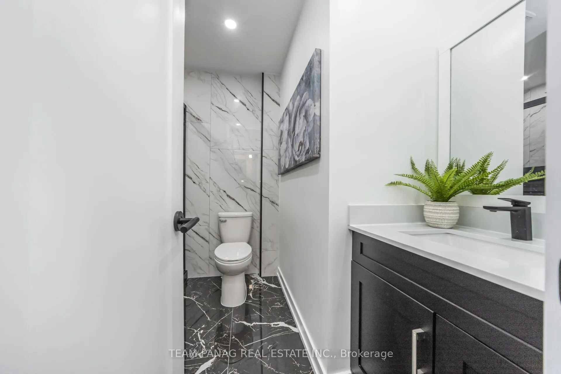 Photo 19 of 56 Bramhall Circle, Brampton, Madoc — HOMEH