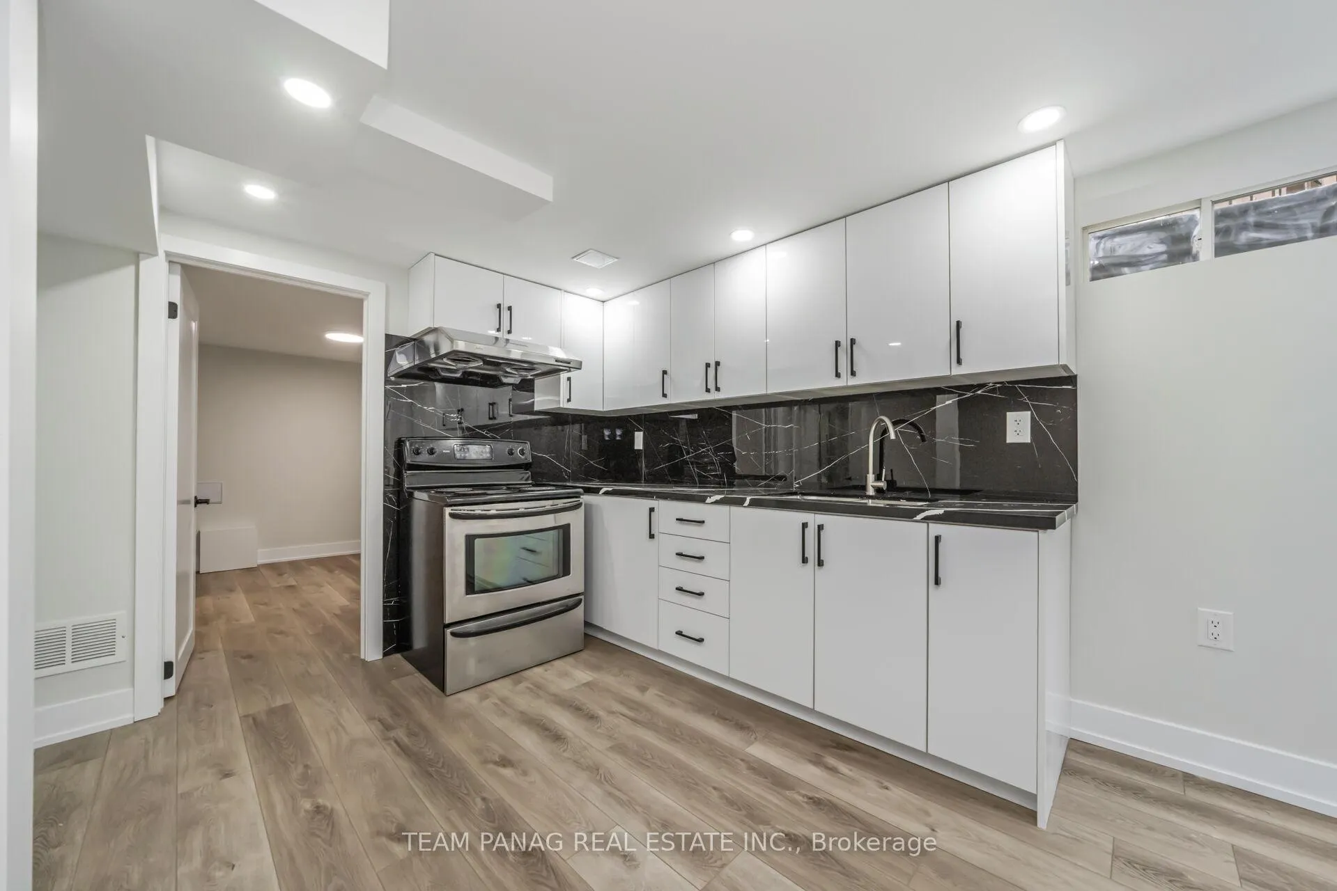 Photo 26 of 56 Bramhall Circle, Brampton, Madoc — HOMEH