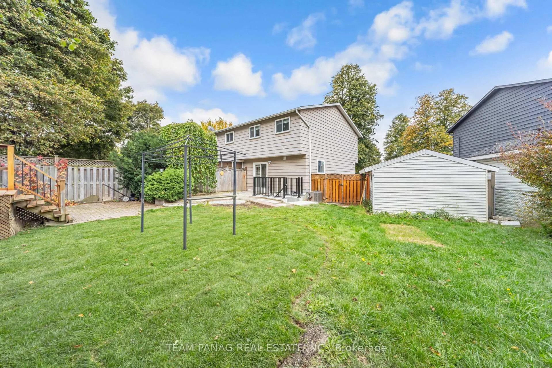 Photo 35 of 56 Bramhall Circle, Brampton, Madoc — HOMEH