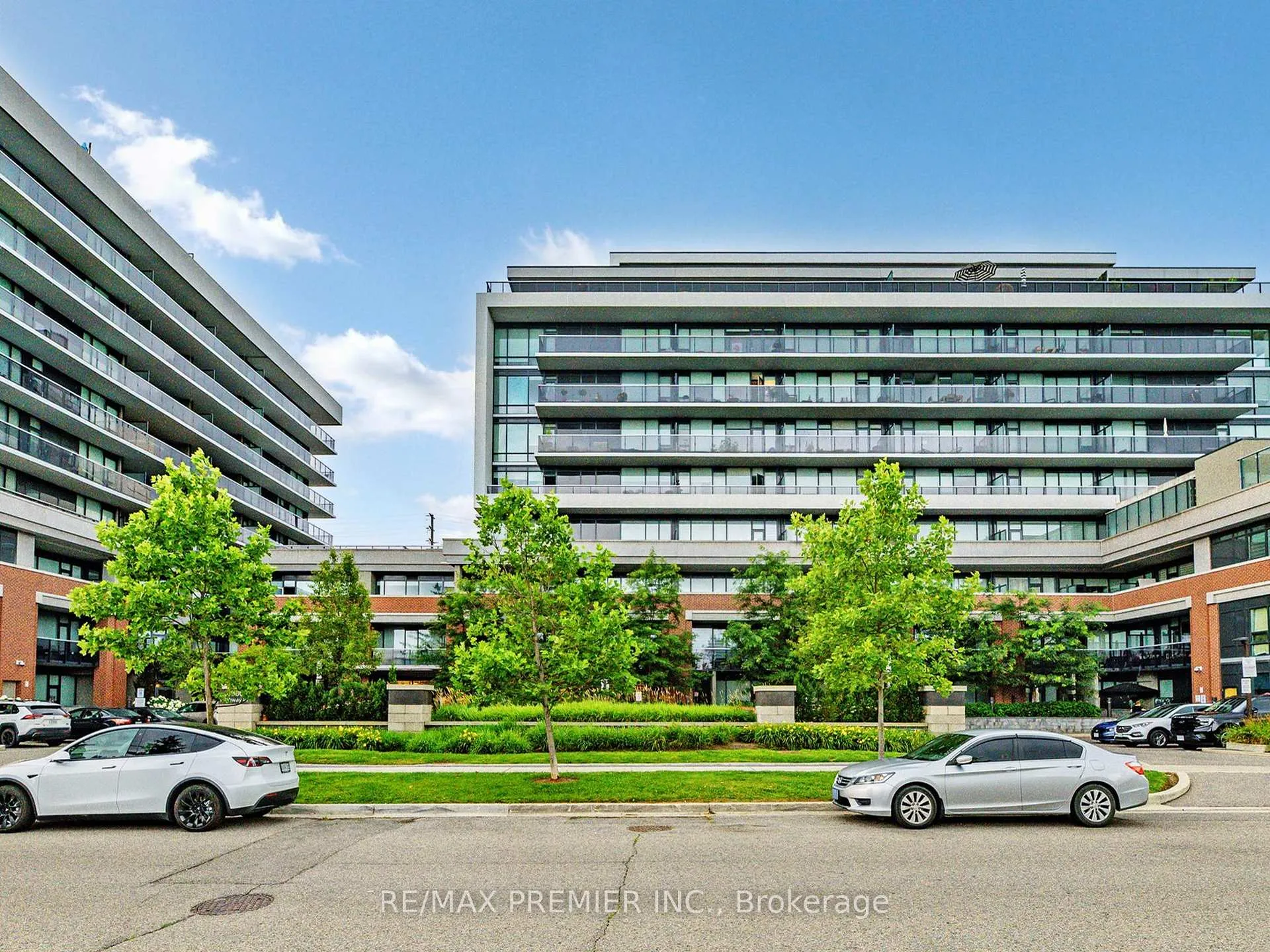 Photo 1 of Unit 119, 4800 Highway 7 Road, Vaughan, East Woodbridge — HOMEH