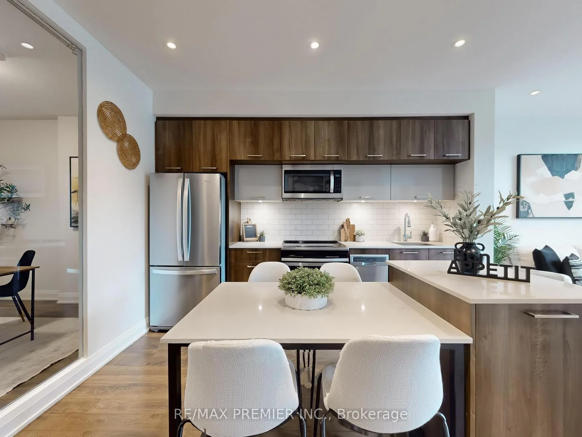 Photo 13 of Unit 119, 4800 Highway 7 Road, Vaughan, East Woodbridge — HOMEH