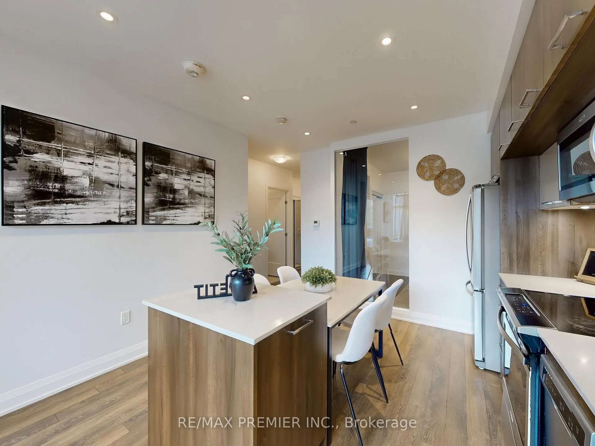 Photo 15 of Unit 119, 4800 Highway 7 Road, Vaughan, East Woodbridge — HOMEH