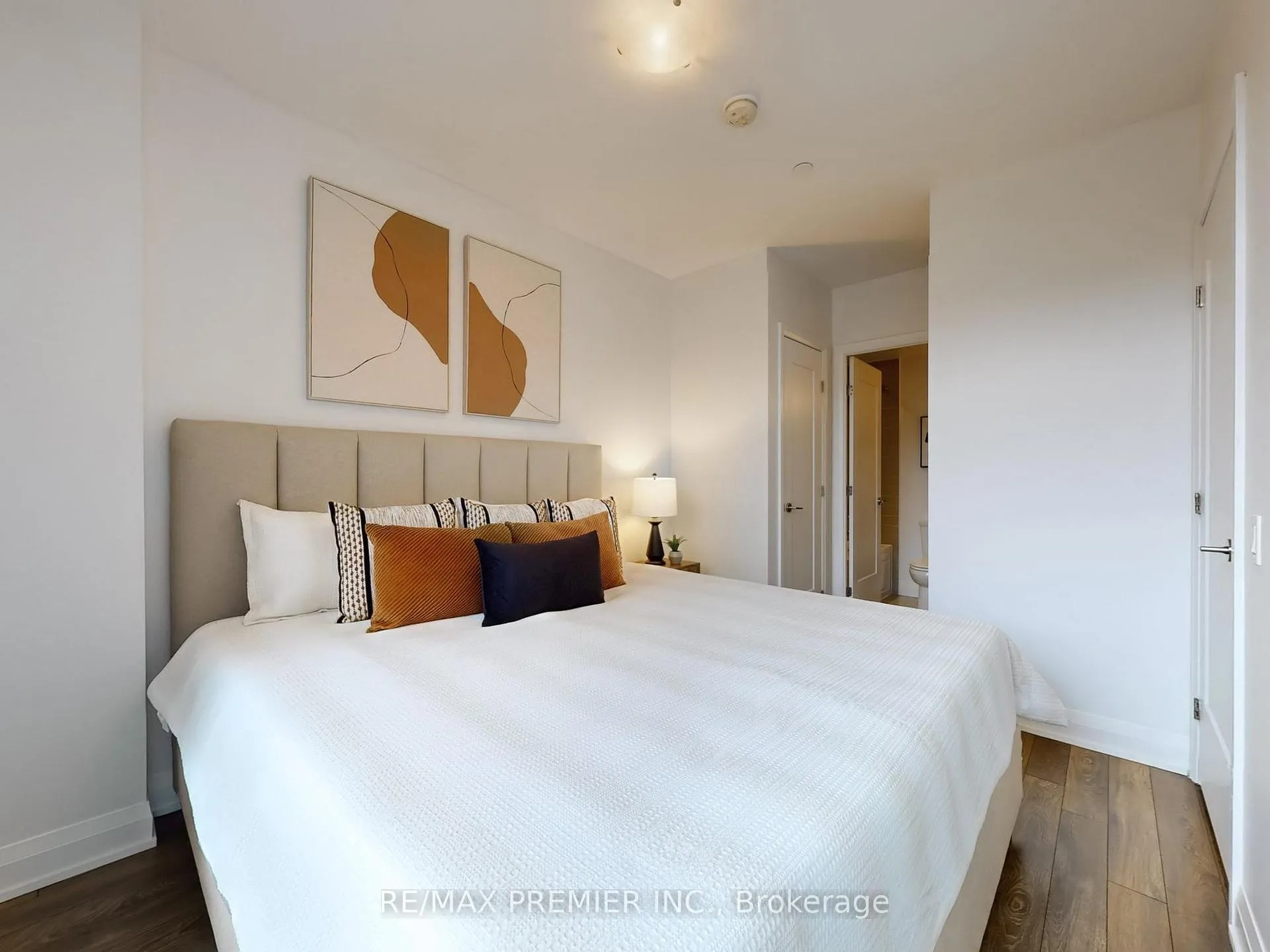 Photo 19 of Unit 119, 4800 Highway 7 Road, Vaughan, East Woodbridge — HOMEH