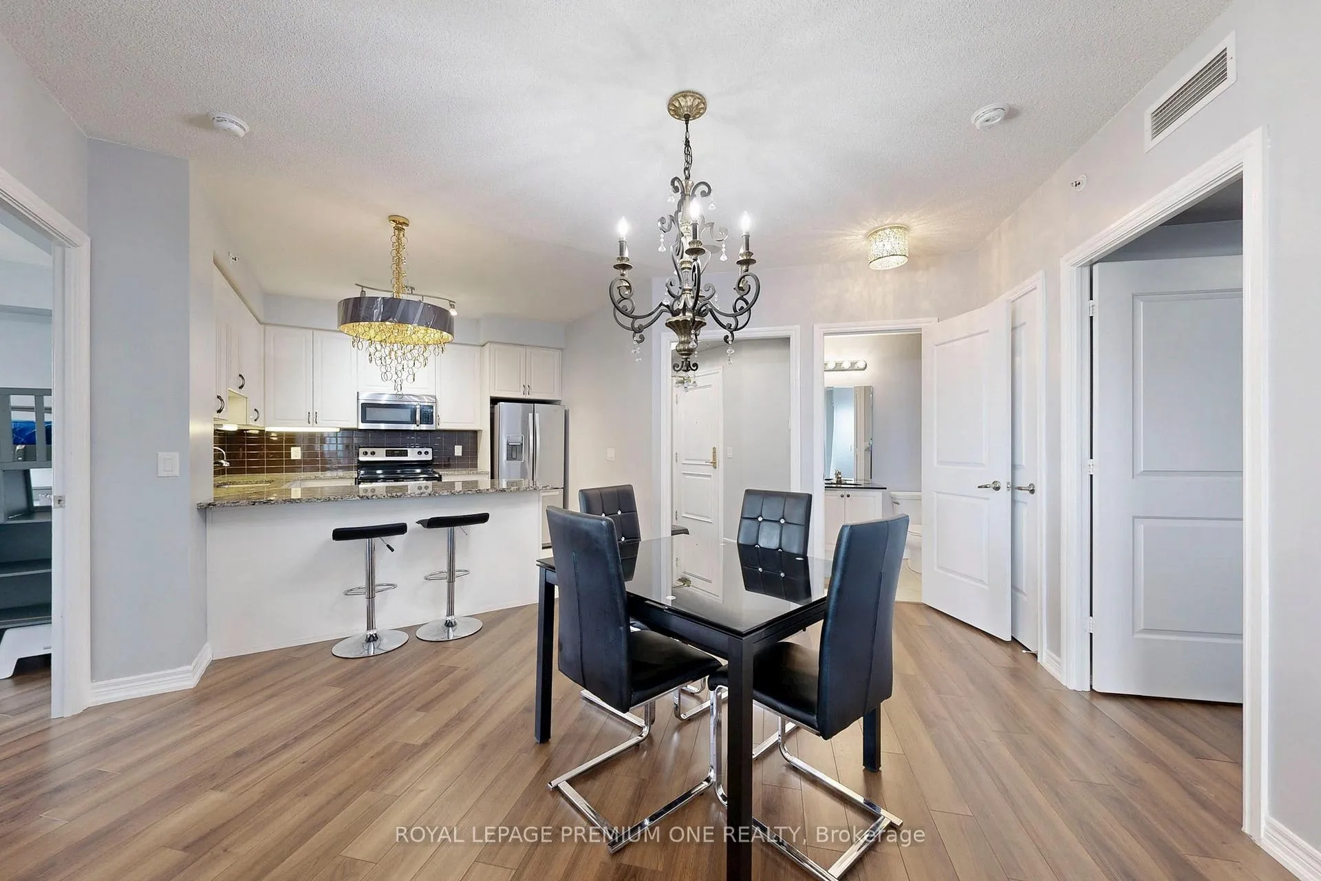 Photo 13 of Unit 1202, 9255 Jane Street, Vaughan, Maple — HOMEH