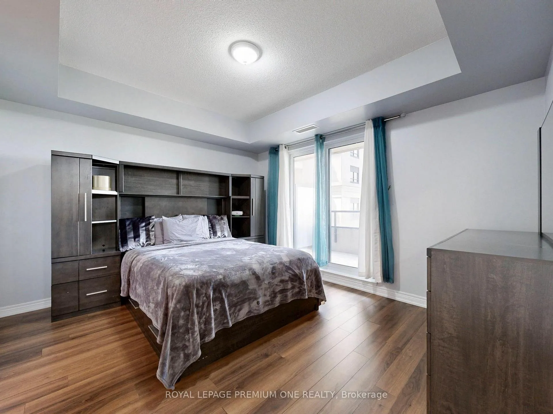 Photo 14 of Unit 1202, 9255 Jane Street, Vaughan, Maple — HOMEH
