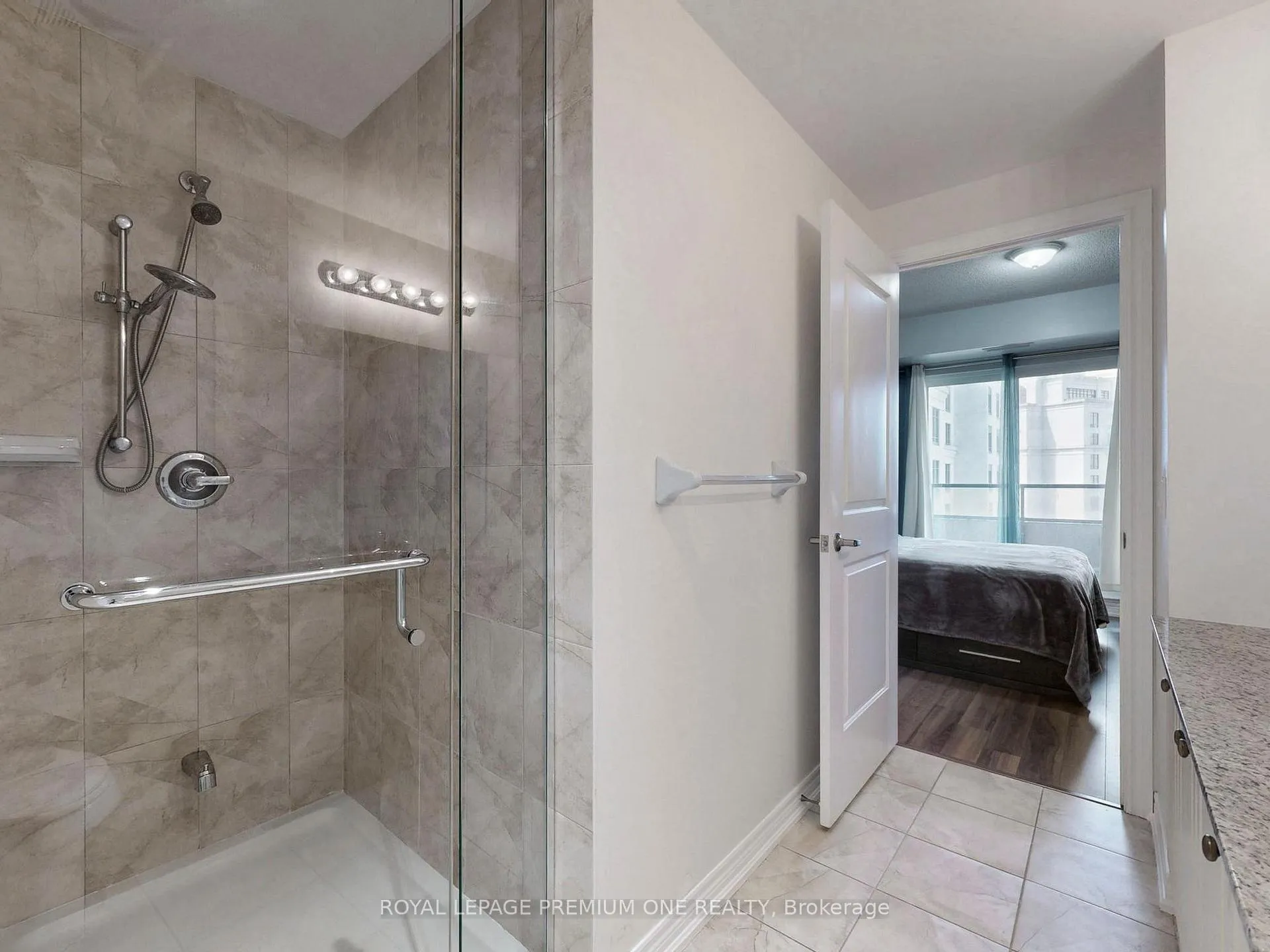 Photo 17 of Unit 1202, 9255 Jane Street, Vaughan, Maple — HOMEH