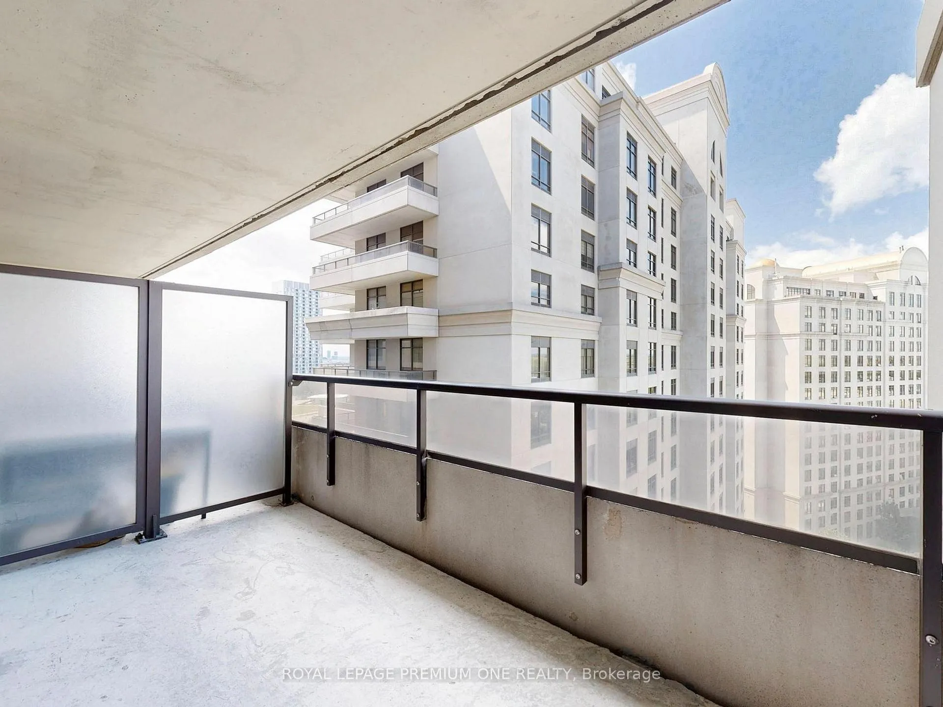 Photo 23 of Unit 1202, 9255 Jane Street, Vaughan, Maple — HOMEH