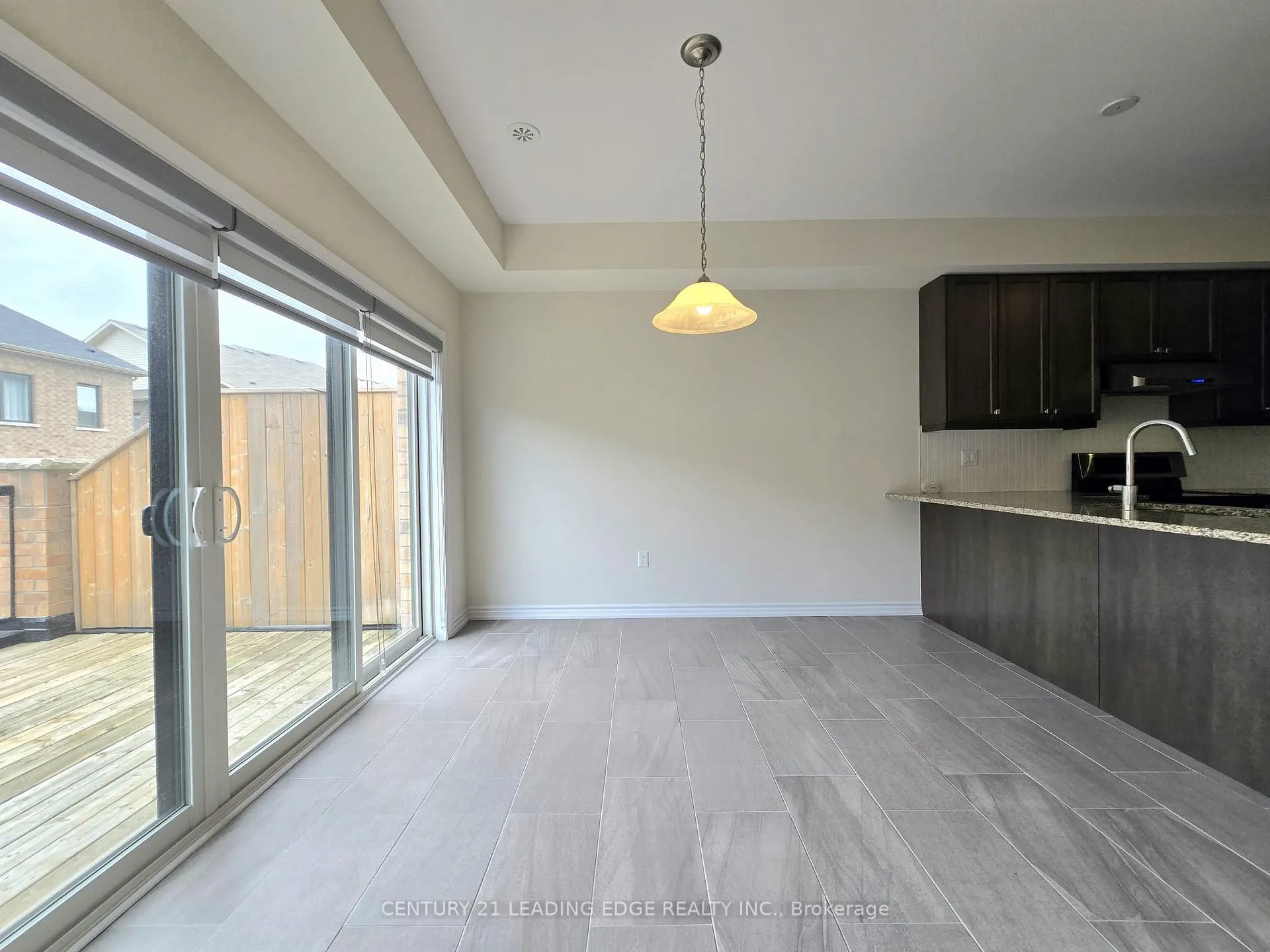 Photo 16 of 12 Cafaro Lane, Markham, Victoria Square — HOMEH