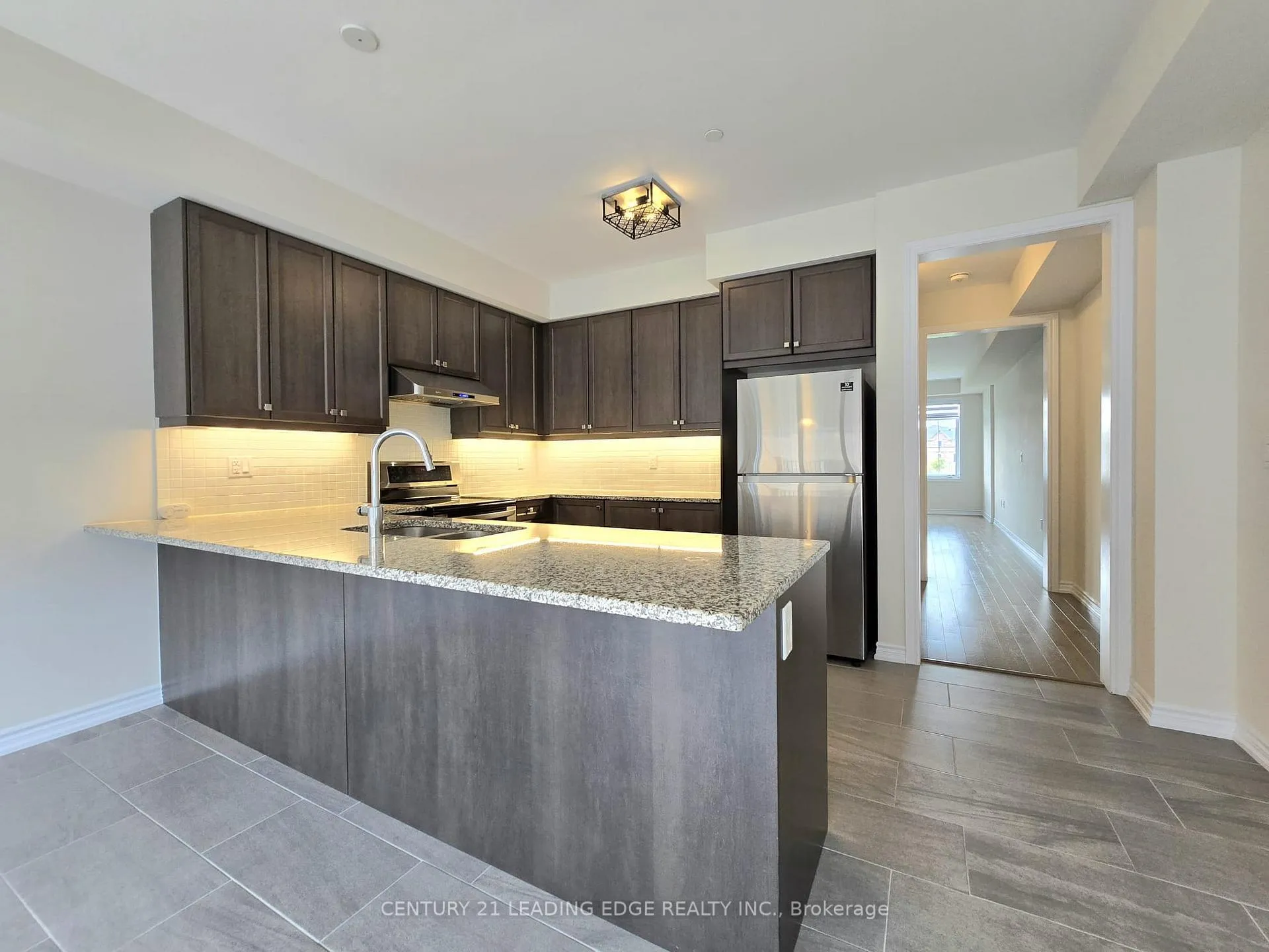 Photo 20 of 12 Cafaro Lane, Markham, Victoria Square — HOMEH