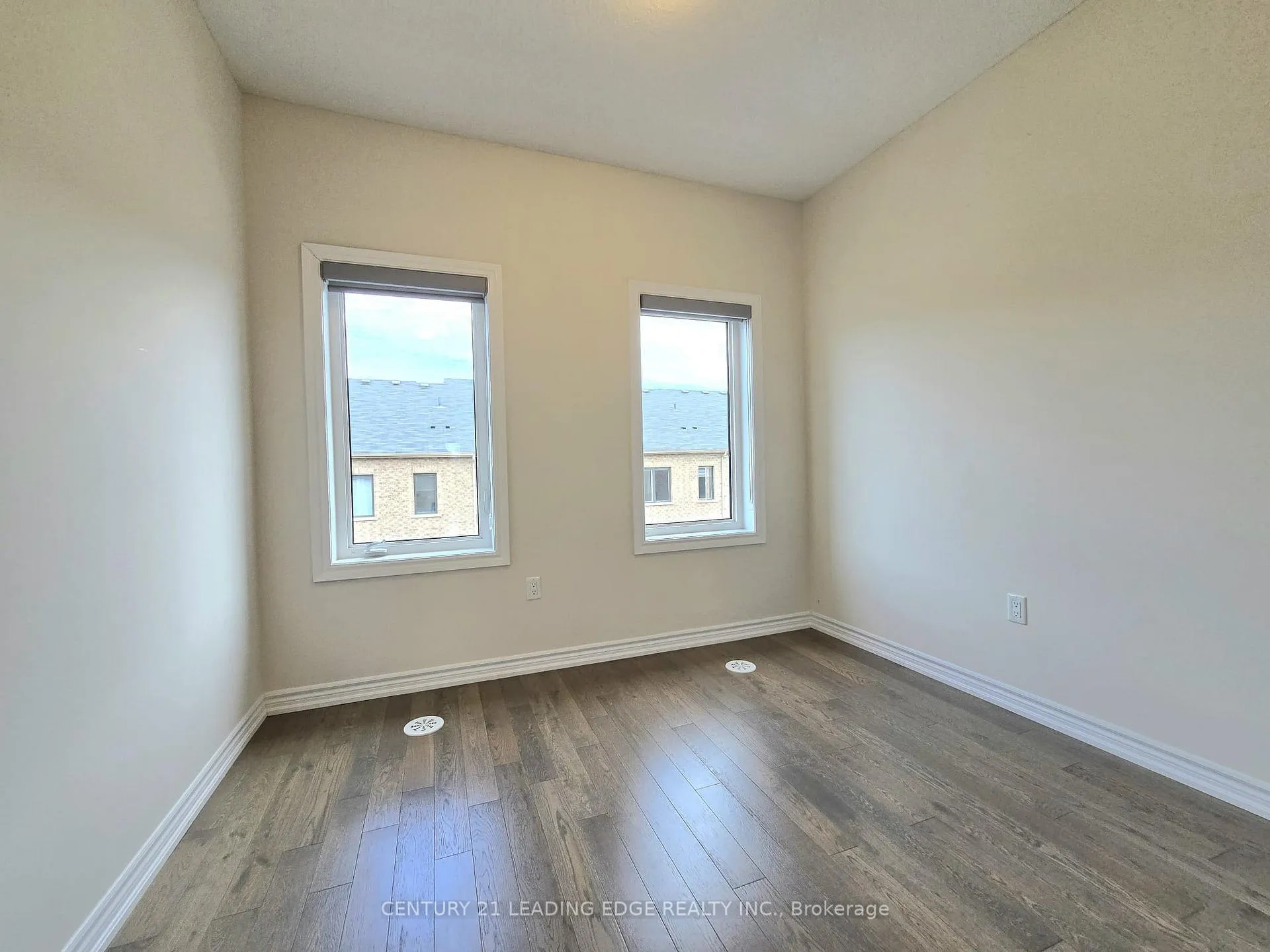 Photo 24 of 12 Cafaro Lane, Markham, Victoria Square — HOMEH