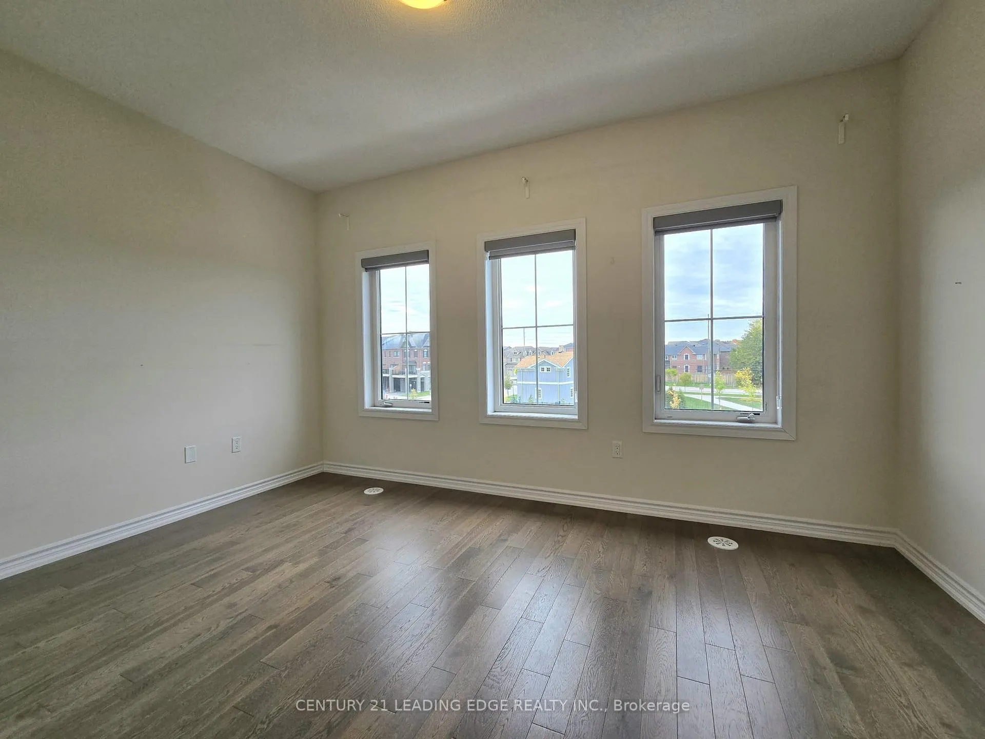 Photo 29 of 12 Cafaro Lane, Markham, Victoria Square — HOMEH