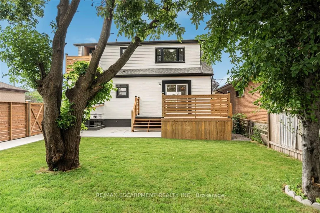Photo 44 of 588 Barnaby Street, Hamilton, Parkview — HOMEH
