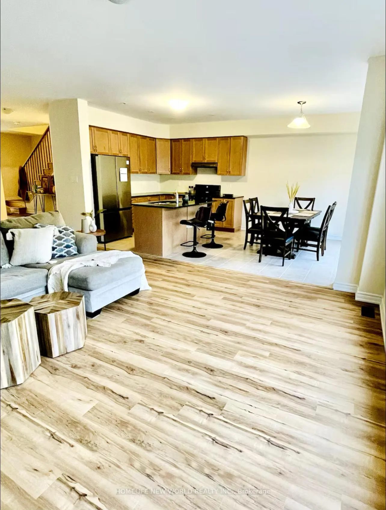 Photo 5 of 325 McEachern Lane, Gravenhurst, Muskoka (S) — HOMEH