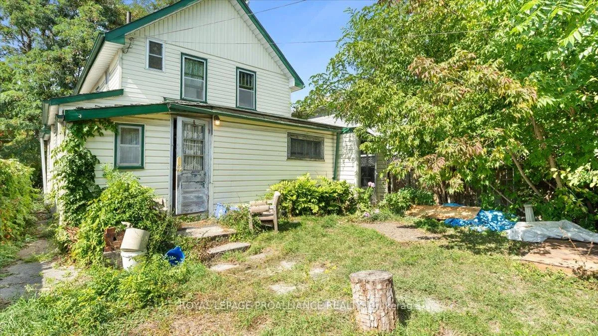 Photo 13 of 51 1/2 North Front Street, Belleville, Belleville Ward — HOMEH