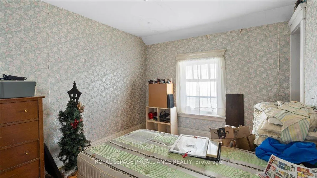 Photo 14 of 51 1/2 North Front Street, Belleville, Belleville Ward — HOMEH