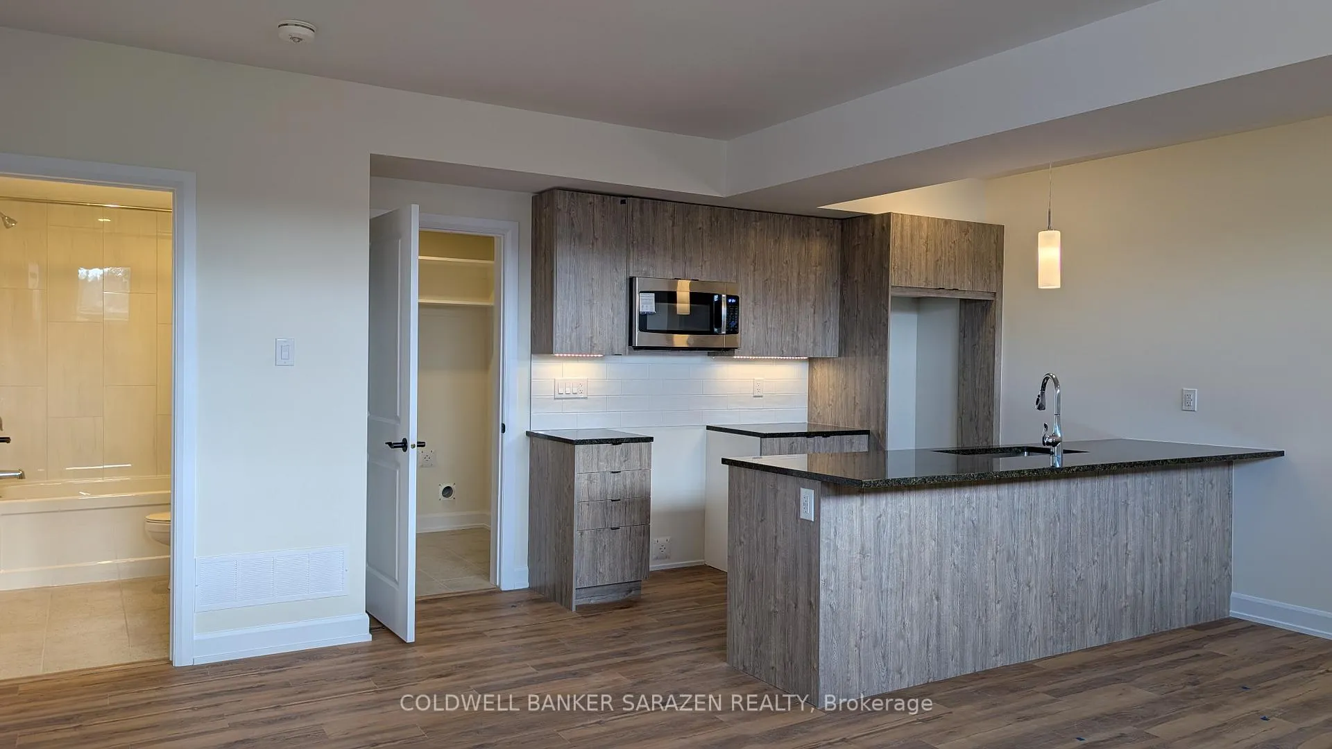 Photo 10 of 238-B Ginebik Way, Ottawa, Blossom Park/Kemp Park/Findlay Creek — HOMEH
