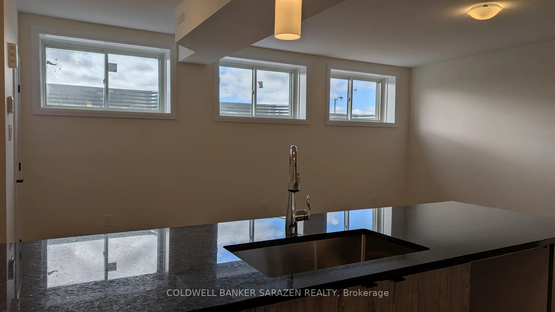 Photo 12 of 238-B Ginebik Way, Ottawa, Blossom Park/Kemp Park/Findlay Creek — HOMEH