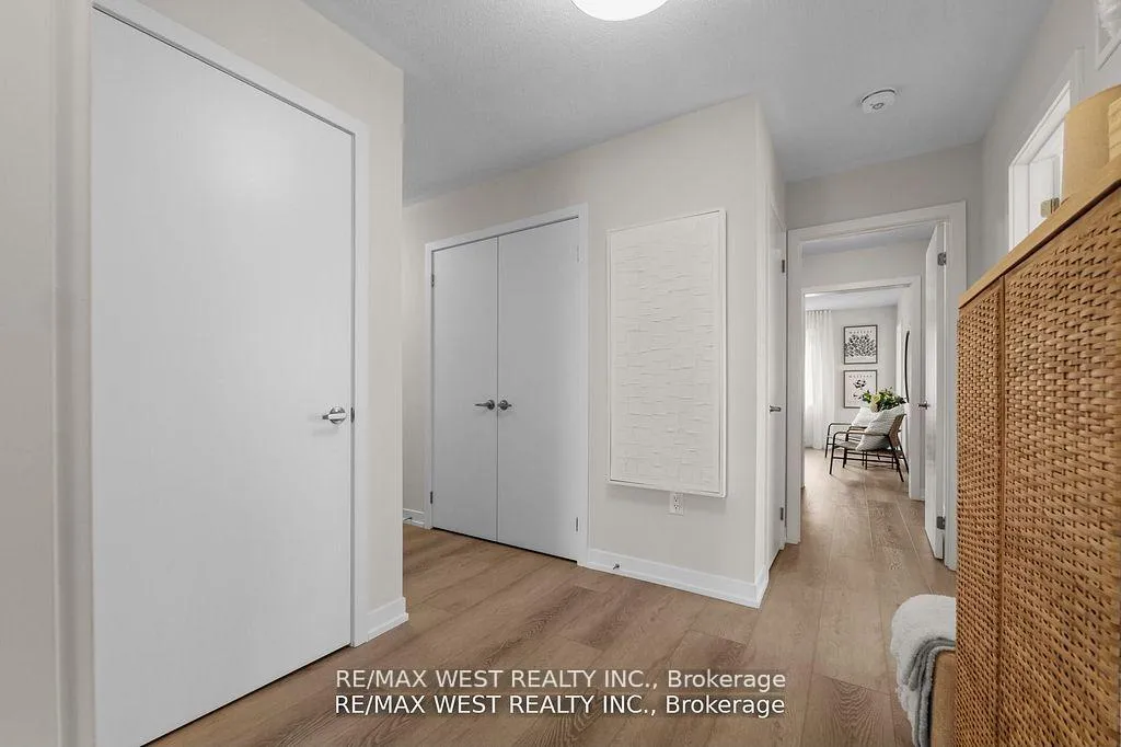 Photo 15 of 18 Ziibi Way, Clarington, Newcastle — HOMEH