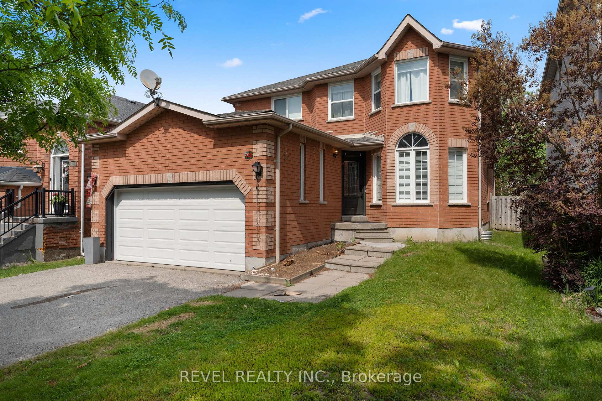 Photo 1 of 112 Violet Street, Barrie, Holly — HOMEH