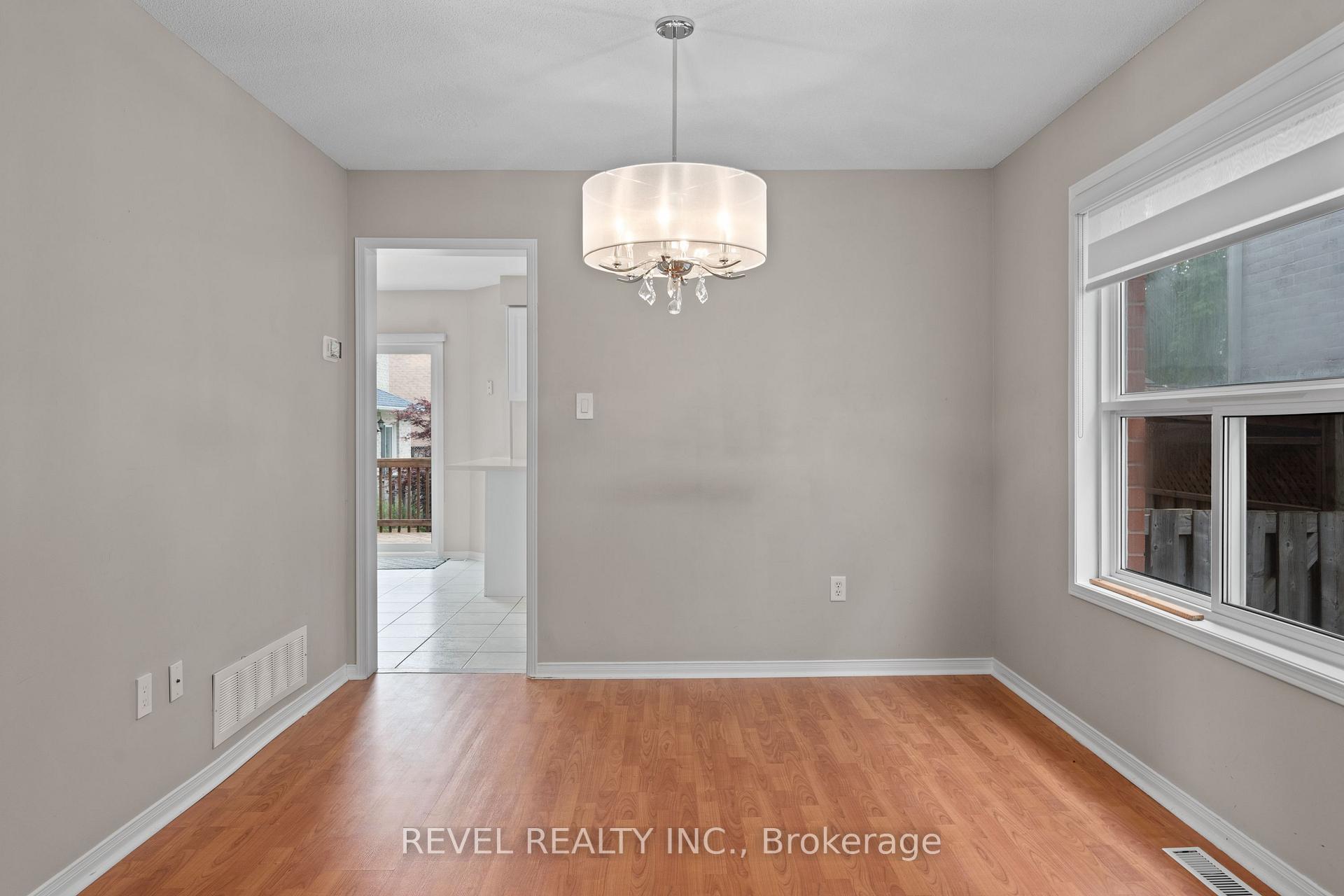 Photo 12 of 112 Violet Street, Barrie, Holly — HOMEH