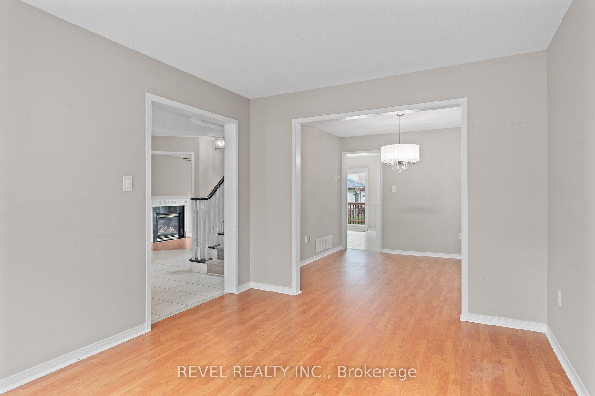 Photo 14 of 112 Violet Street, Barrie, Holly — HOMEH