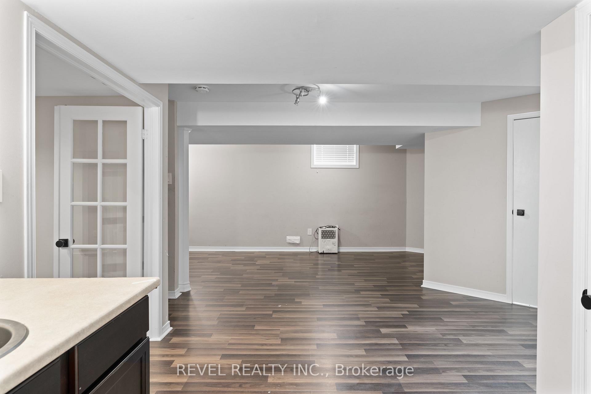 Photo 24 of 112 Violet Street, Barrie, Holly — HOMEH